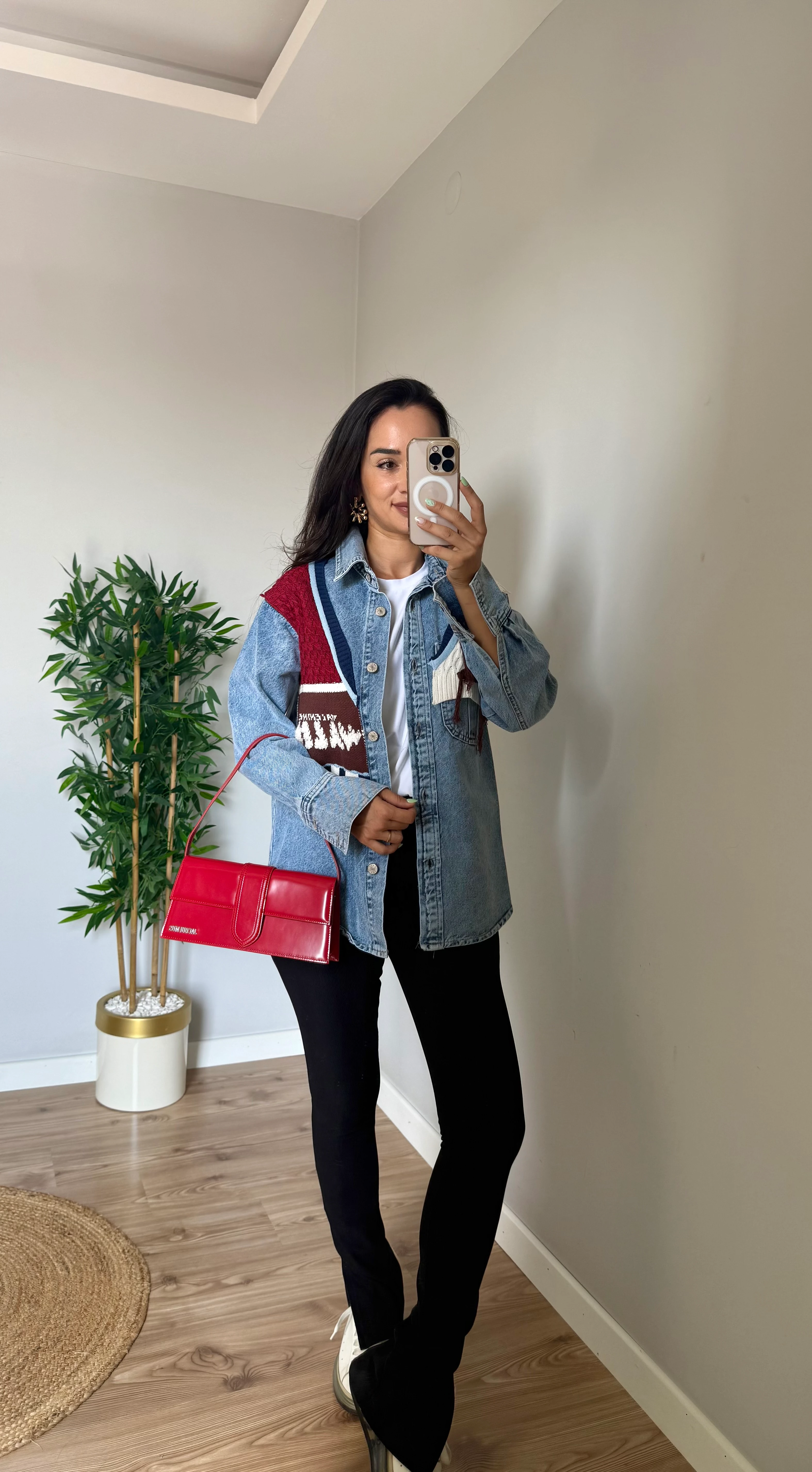 Tasarım İşlemeli Jean Ceket