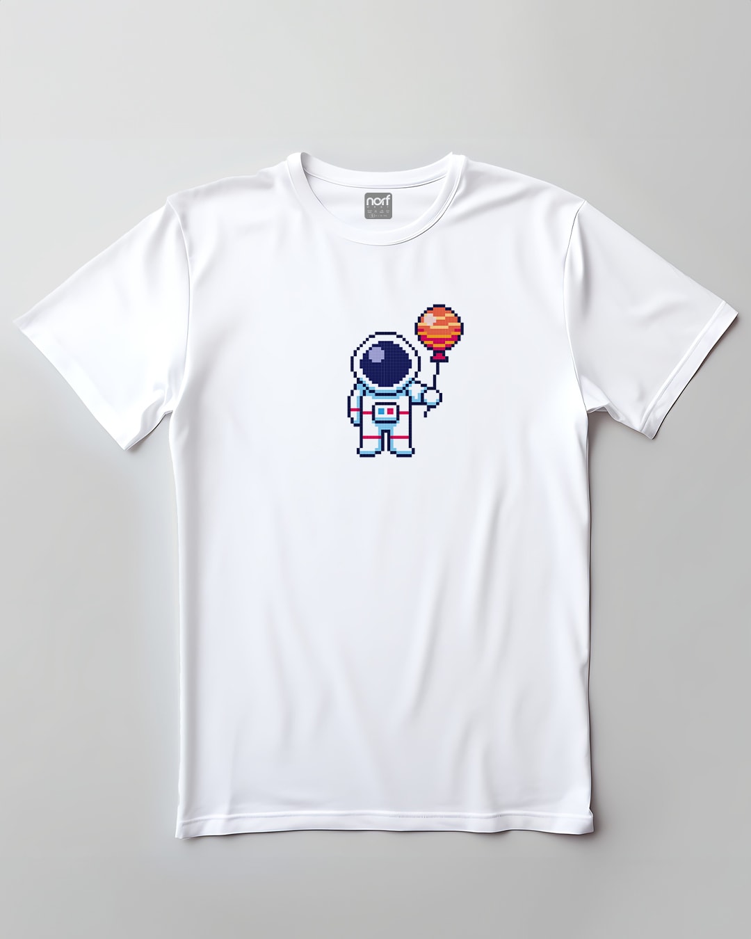 Astronaut Pixel – White Edition
