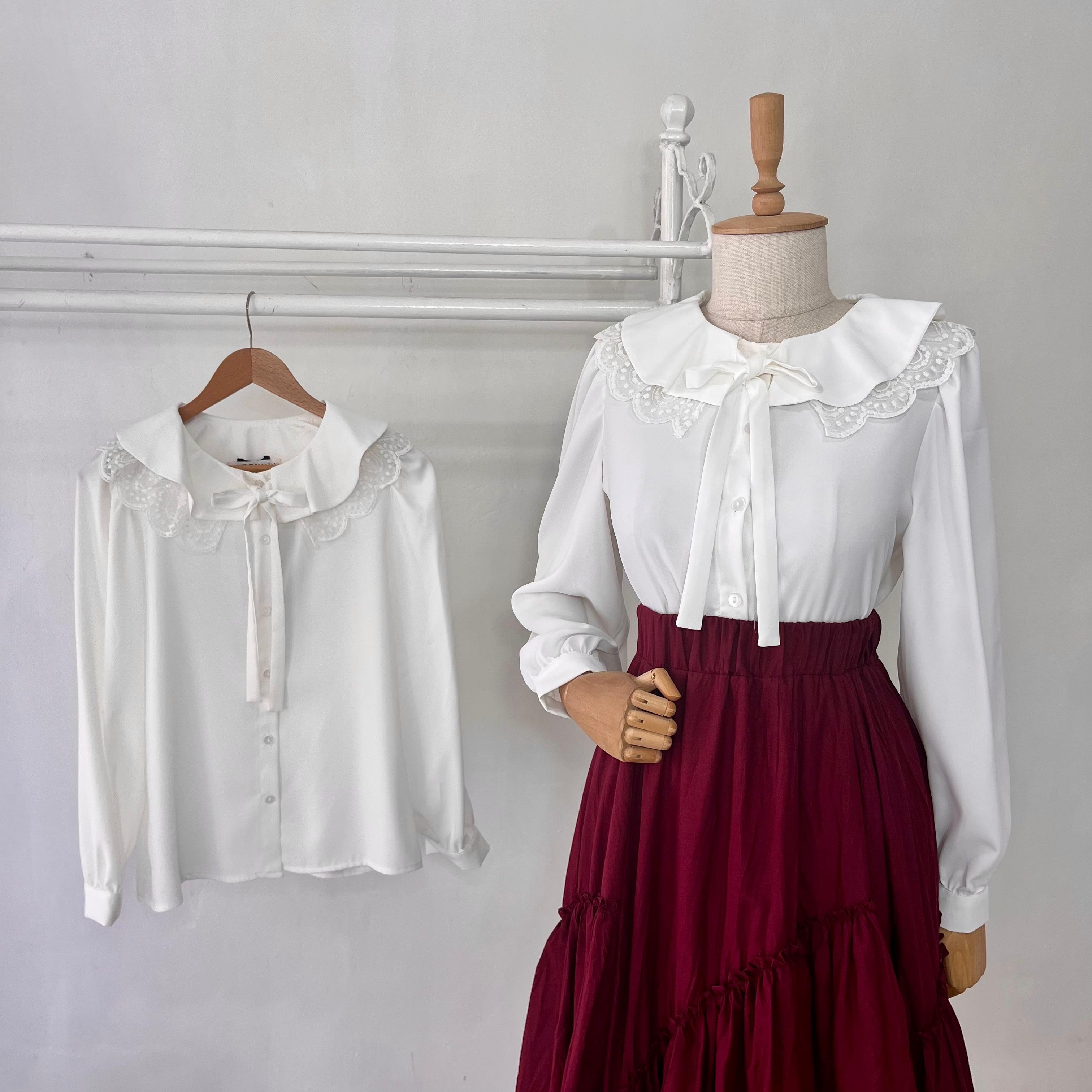 Fiyonklu Vintage Beyaz Bluz