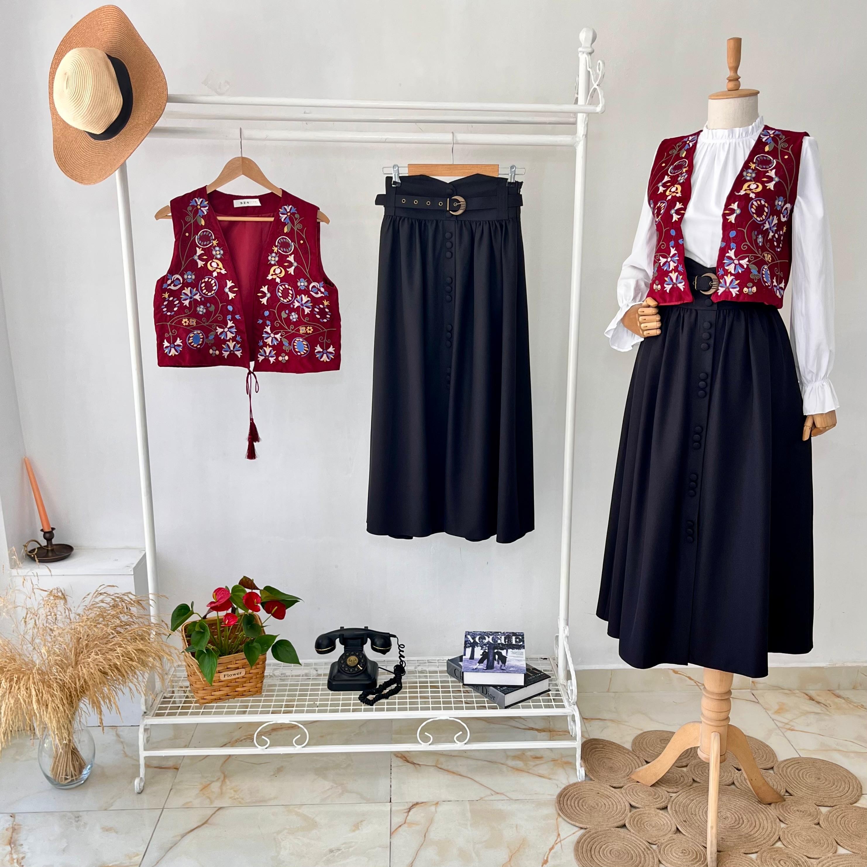 Bordo Otantik Nakışlı Yelek