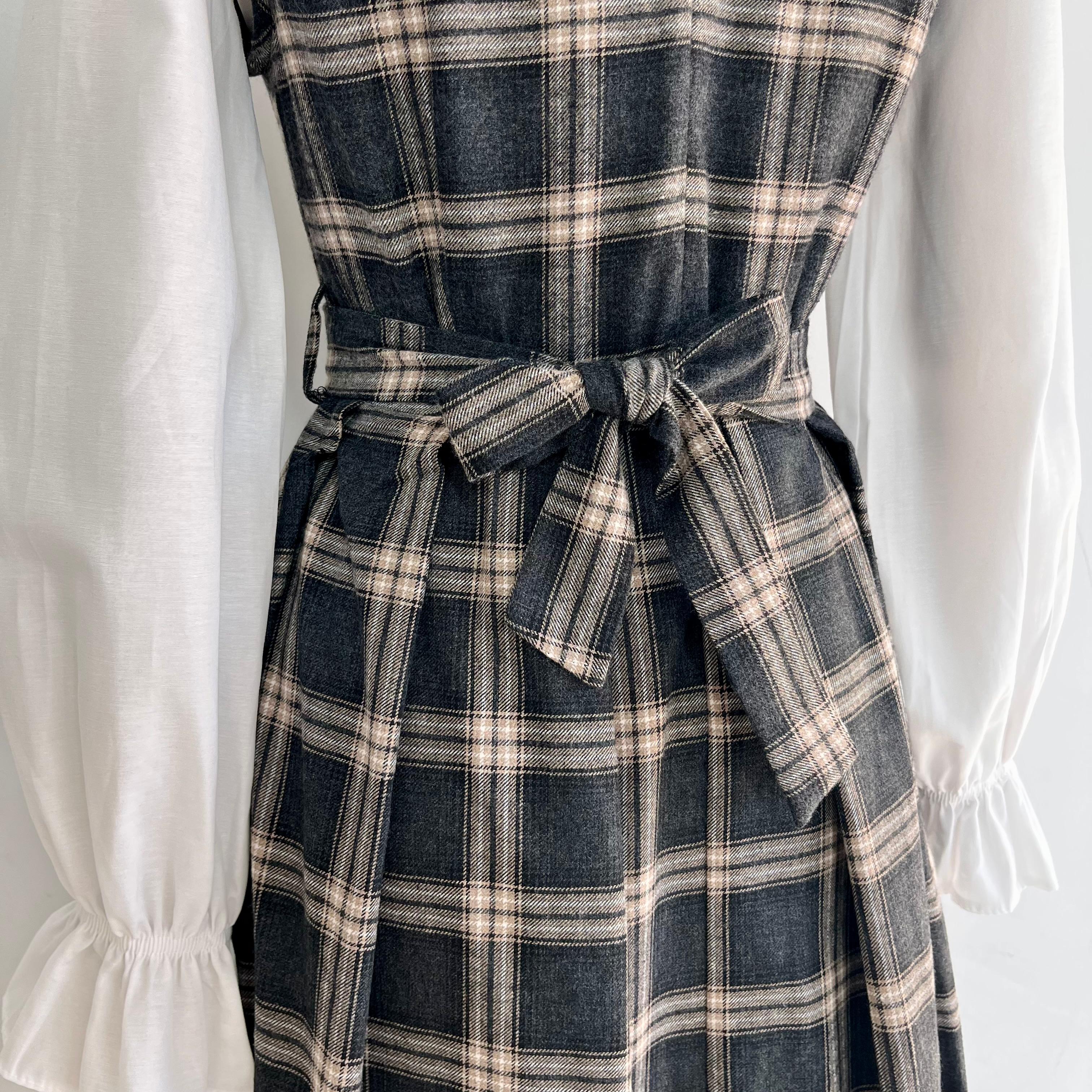 Antrasit Bej Ekose Desenli Pileli Jile