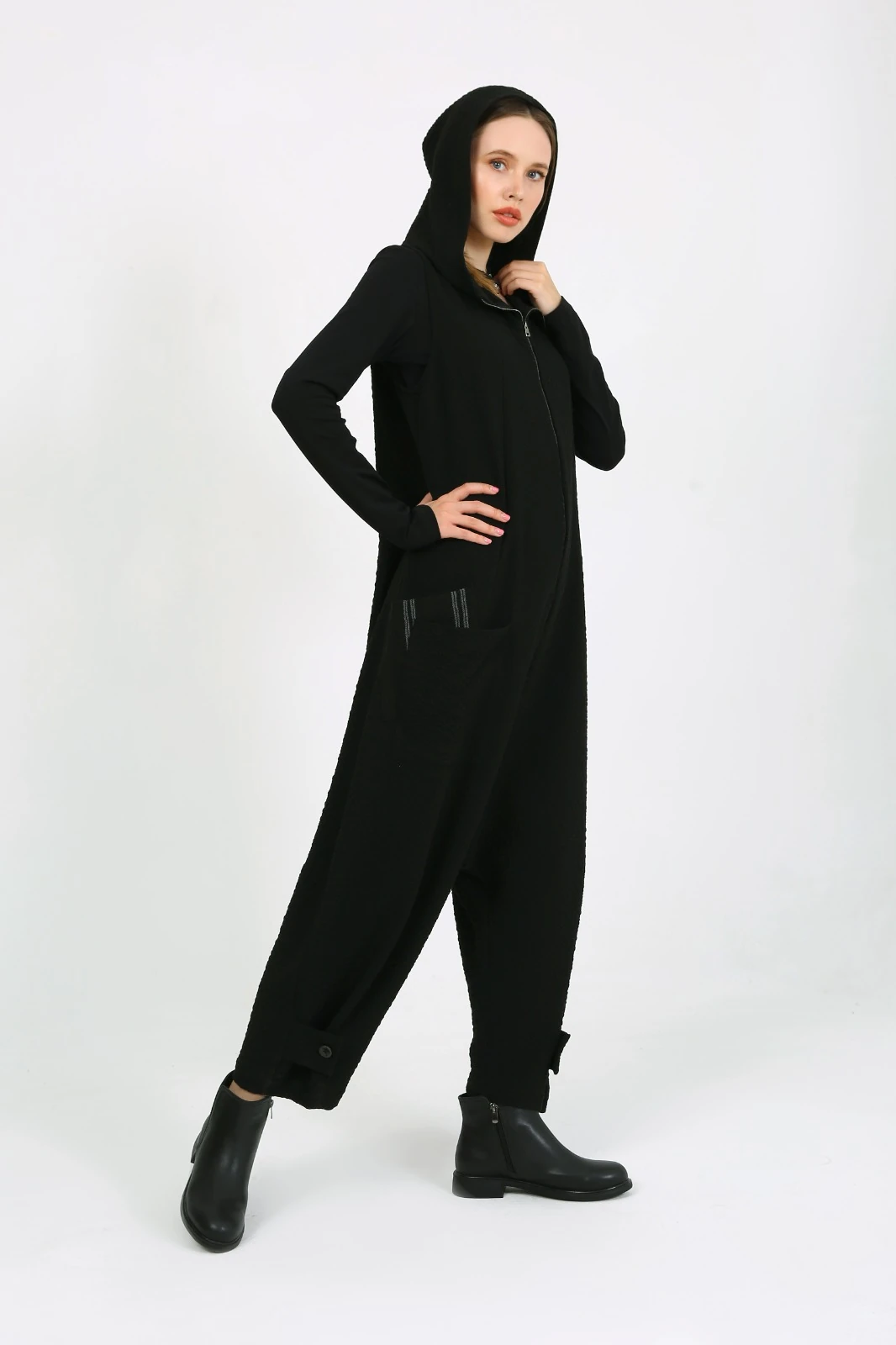 Kadın Kapüşonlu Fermuarlı Tulum