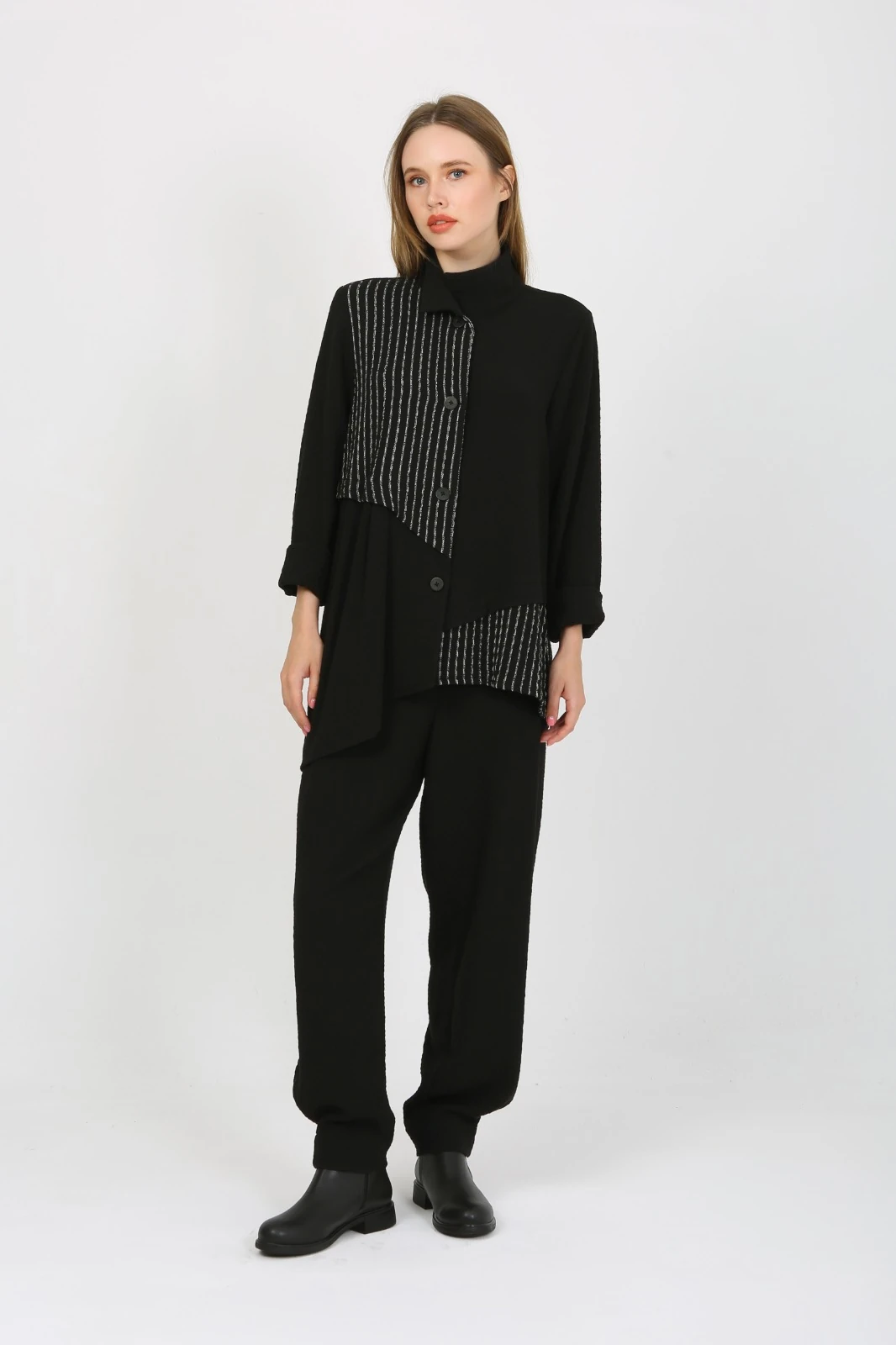 Kadın Asimetrik Kesim Yün Karışımlı Ceket