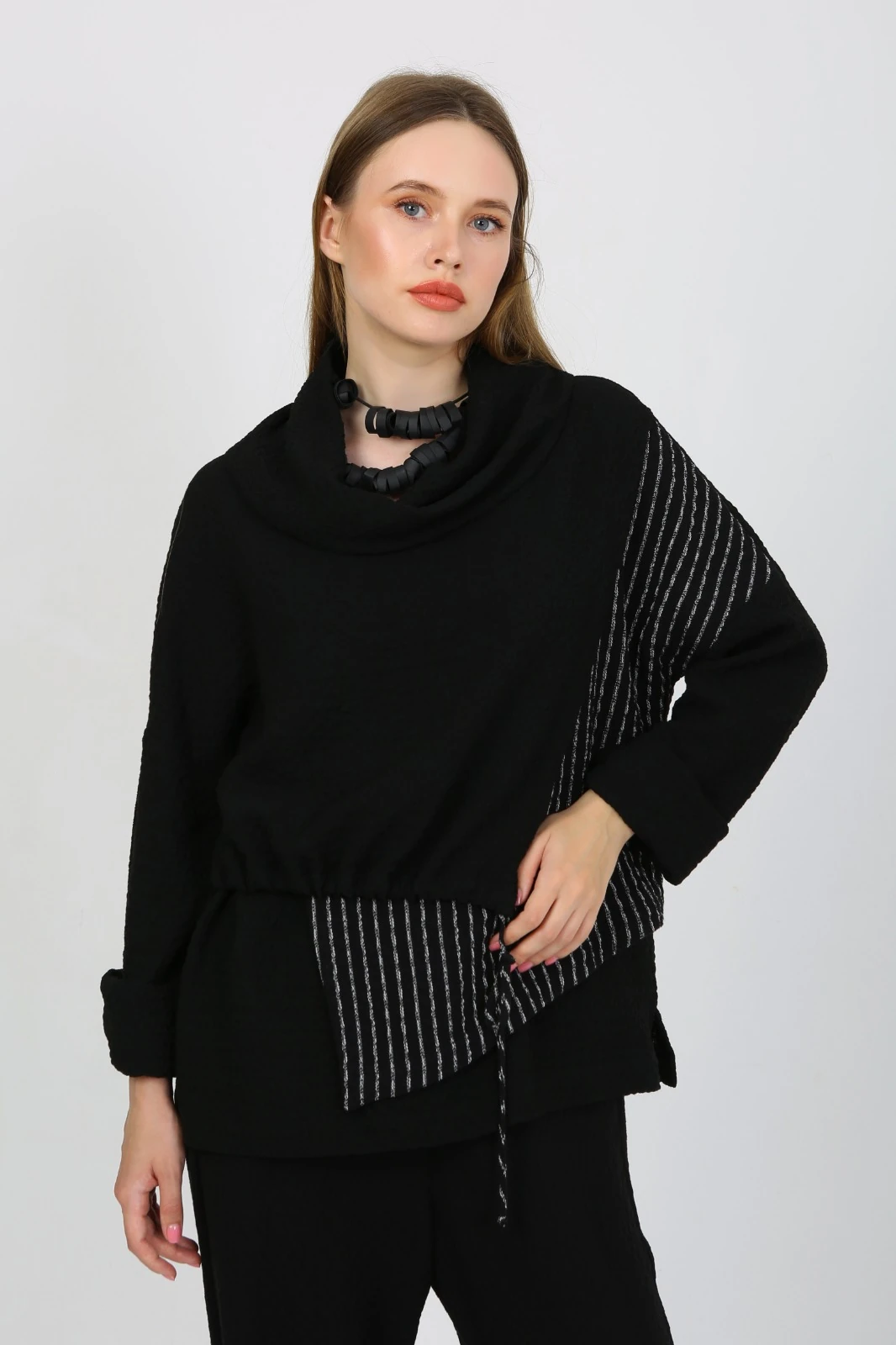 Kadın Degaje Yaka Yün Karışımlı Bluz