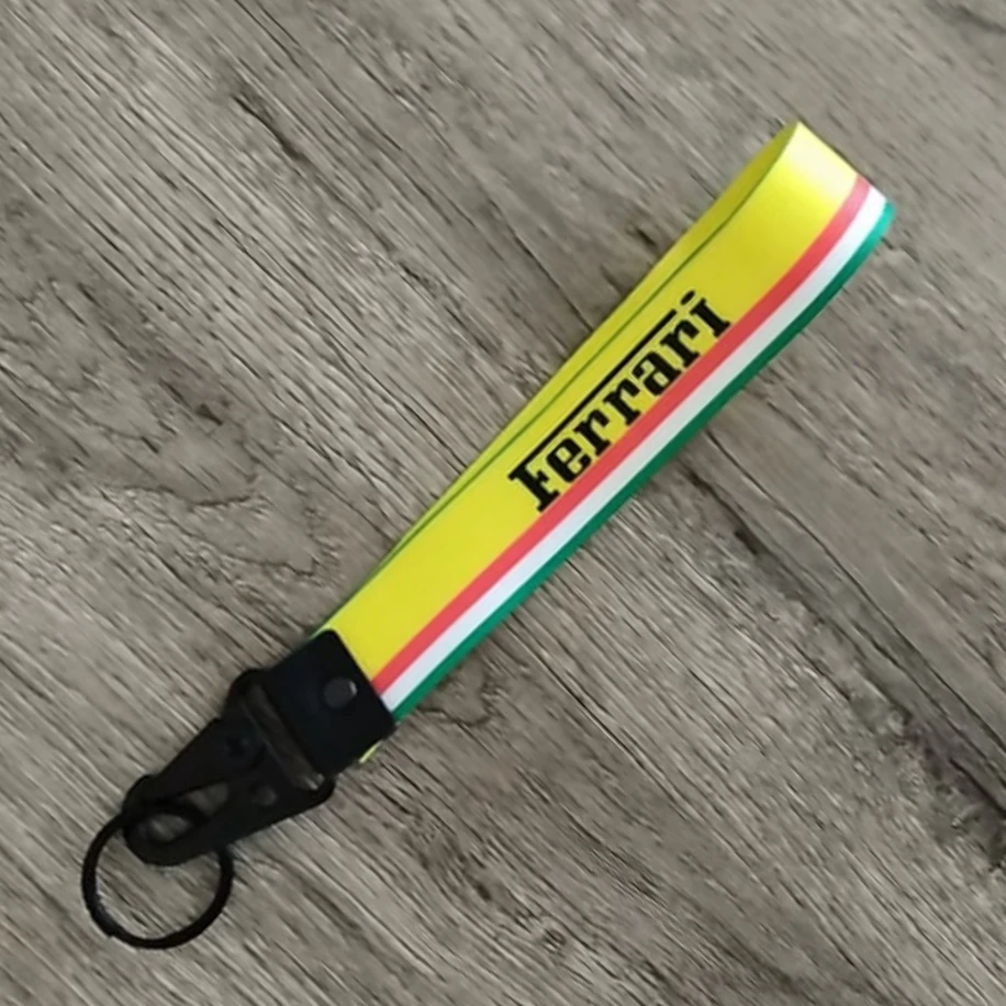 FERRARİ BEZ ANAHTARLIK