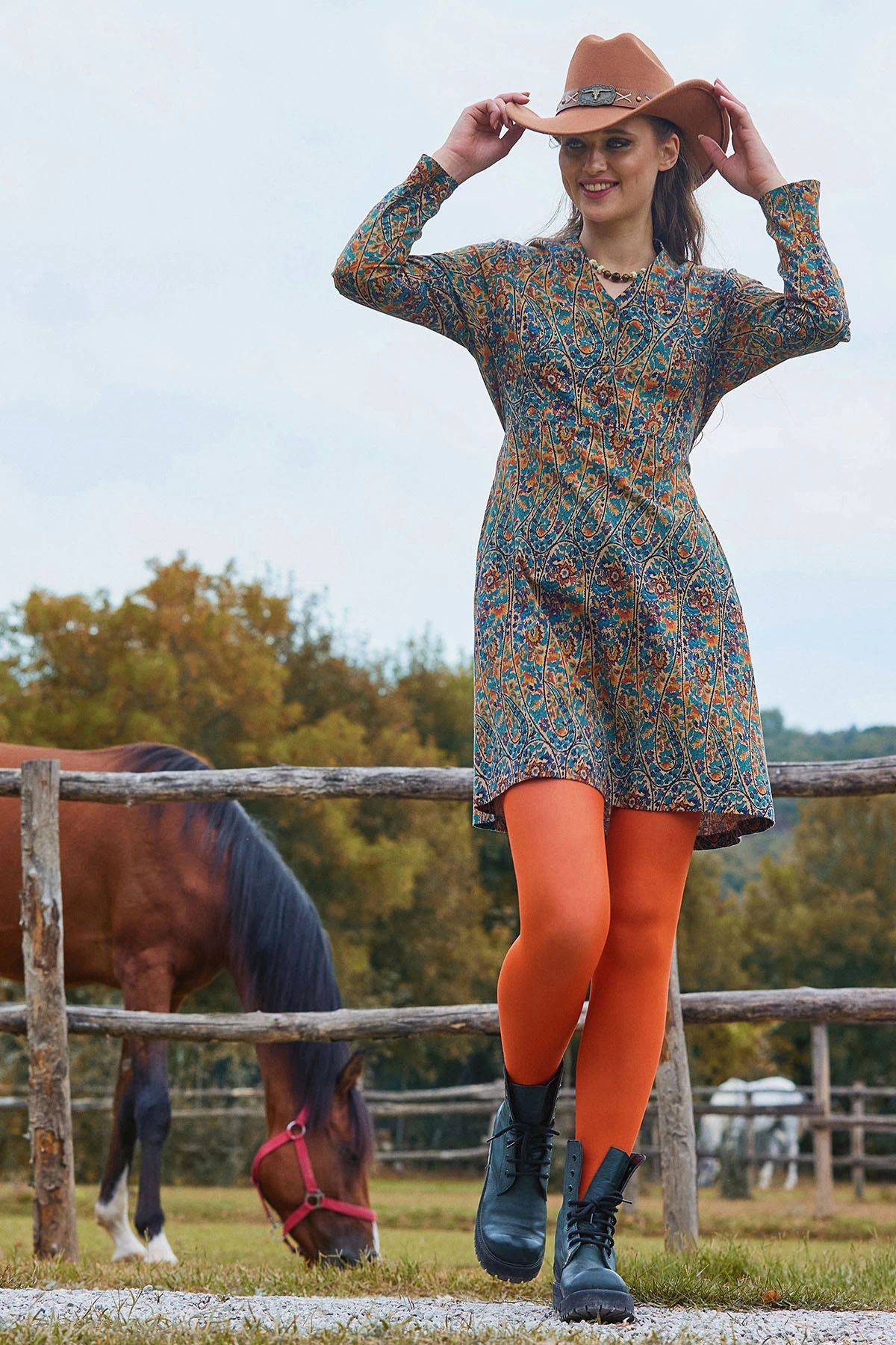 Hakim Yaka Düğme Detaylı Bağlamalı Elbise E257