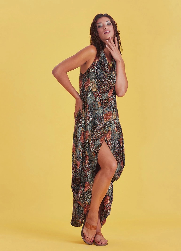 Degaje Yaka Otantik Elbise