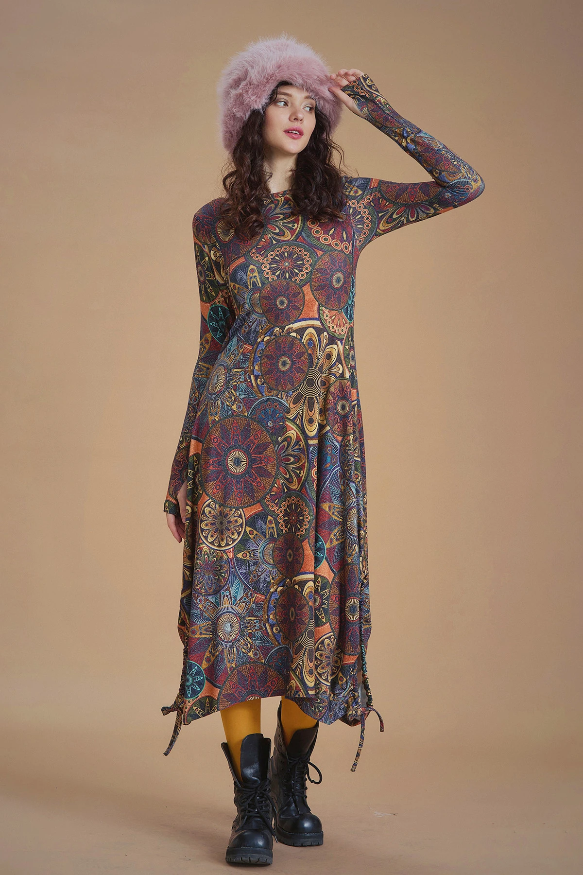 Kayık Yaka Parmak Geçmeli Kışlık elbise E115