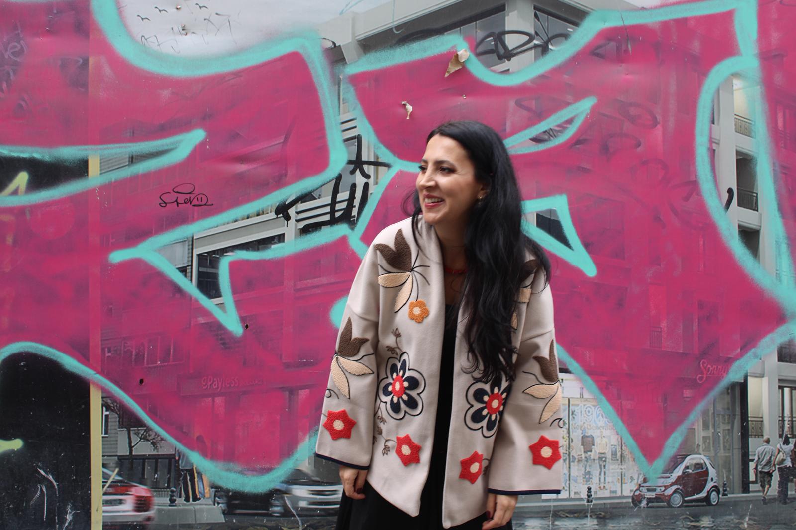 Mevsimlik kabartma işlemeli ceket 