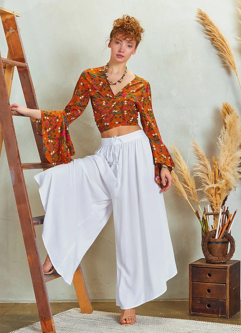 Paçası Detaylı Beli Lastikli Bol Paça Pantolon