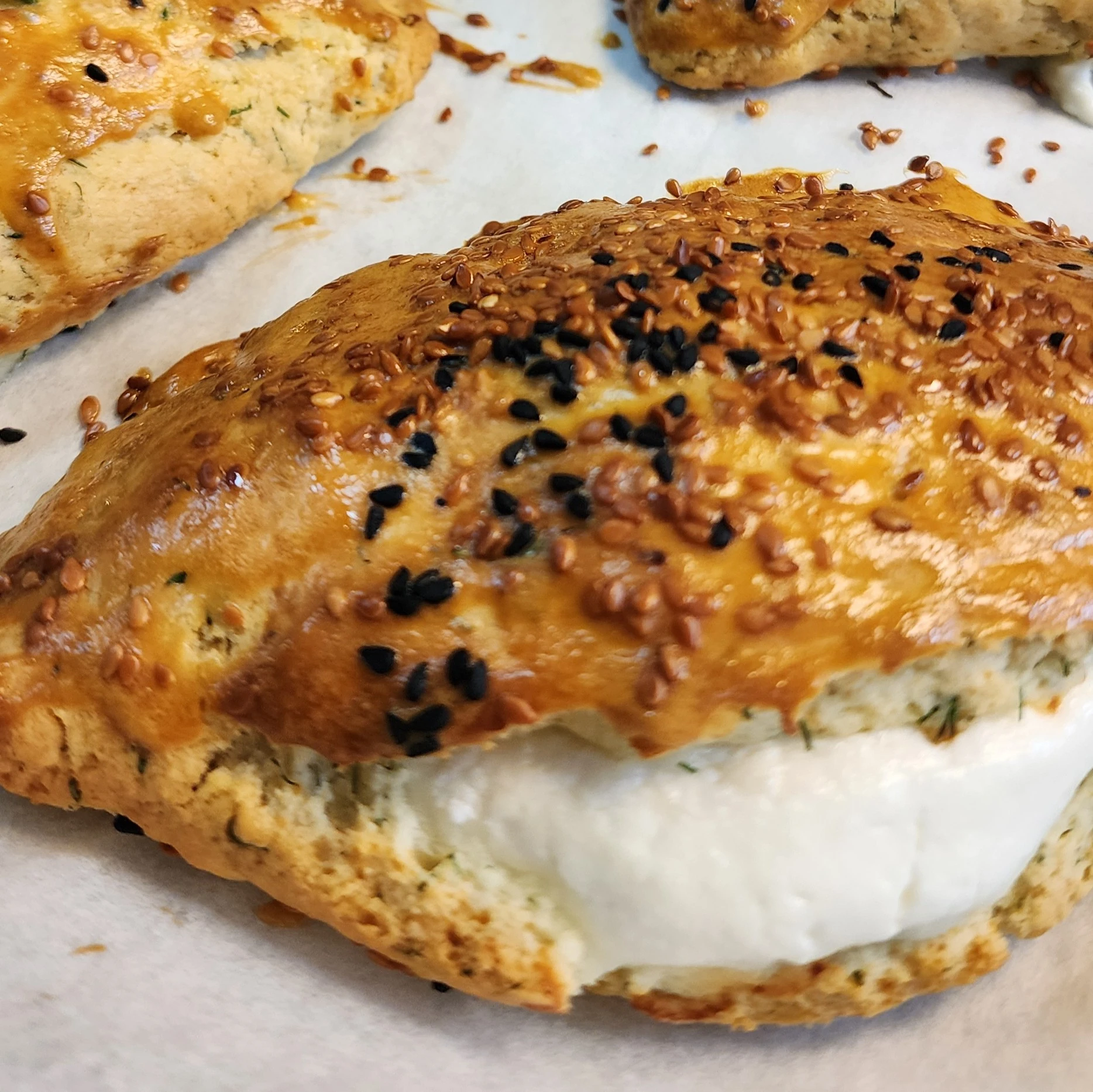 Dereotlu Labneli Poğaça