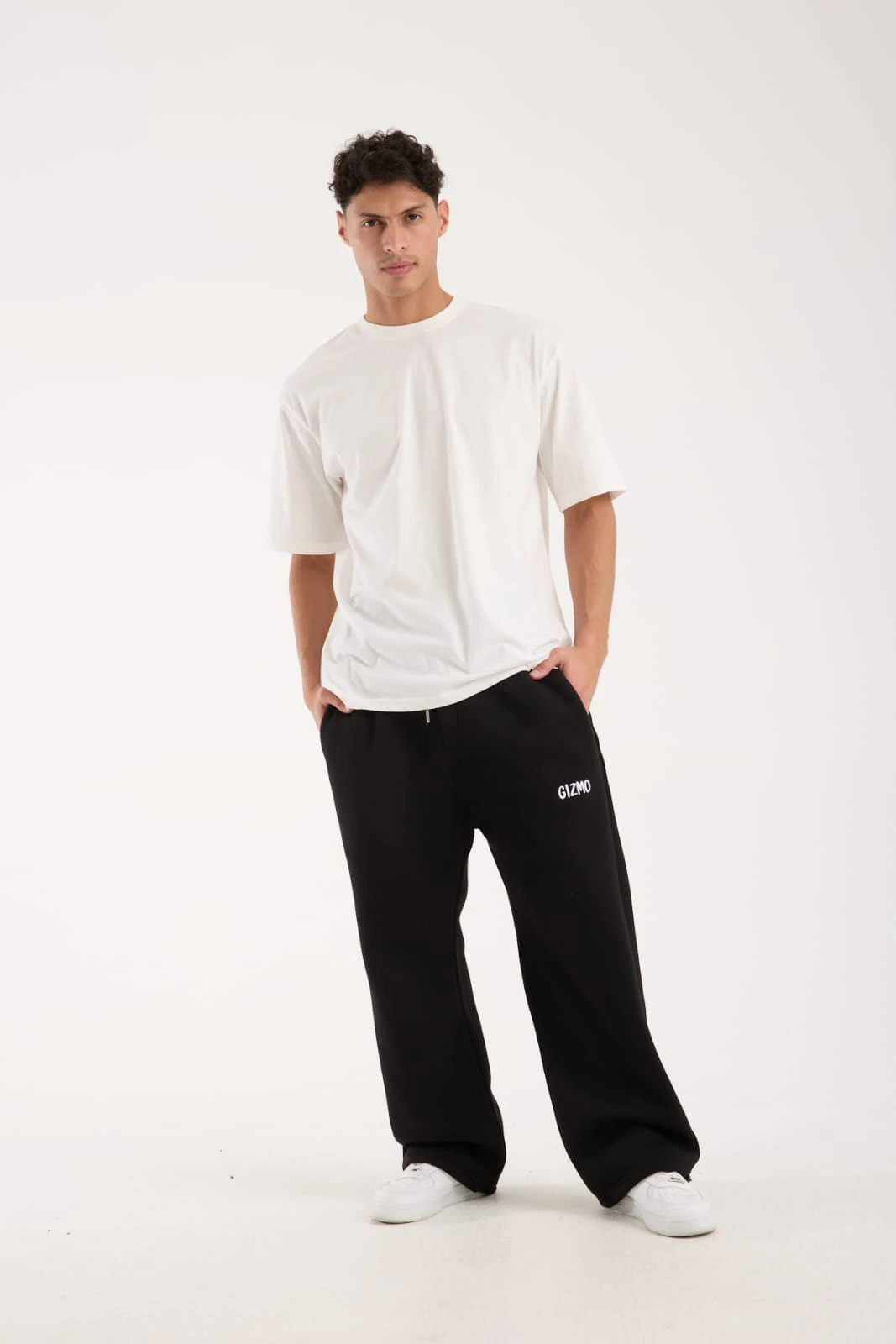 GİZMO KIŞLIK SİYAH PREMİUM NAKIŞ DETAYLI ÜÇ İPLİK İÇ YÜZEYİ ŞARDONLU EŞOFMAN ALTI 