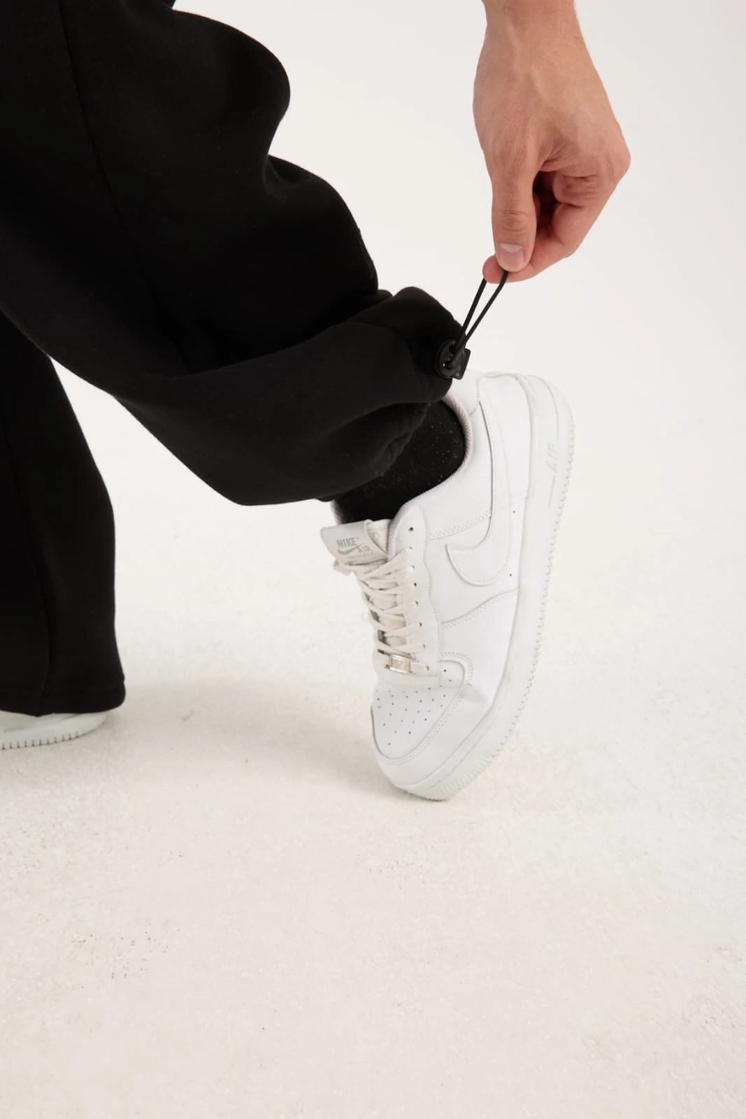 GİZMO KIŞLIK SİYAH PREMİUM NAKIŞ DETAYLI ÜÇ İPLİK İÇ YÜZEYİ ŞARDONLU EŞOFMAN ALTI 