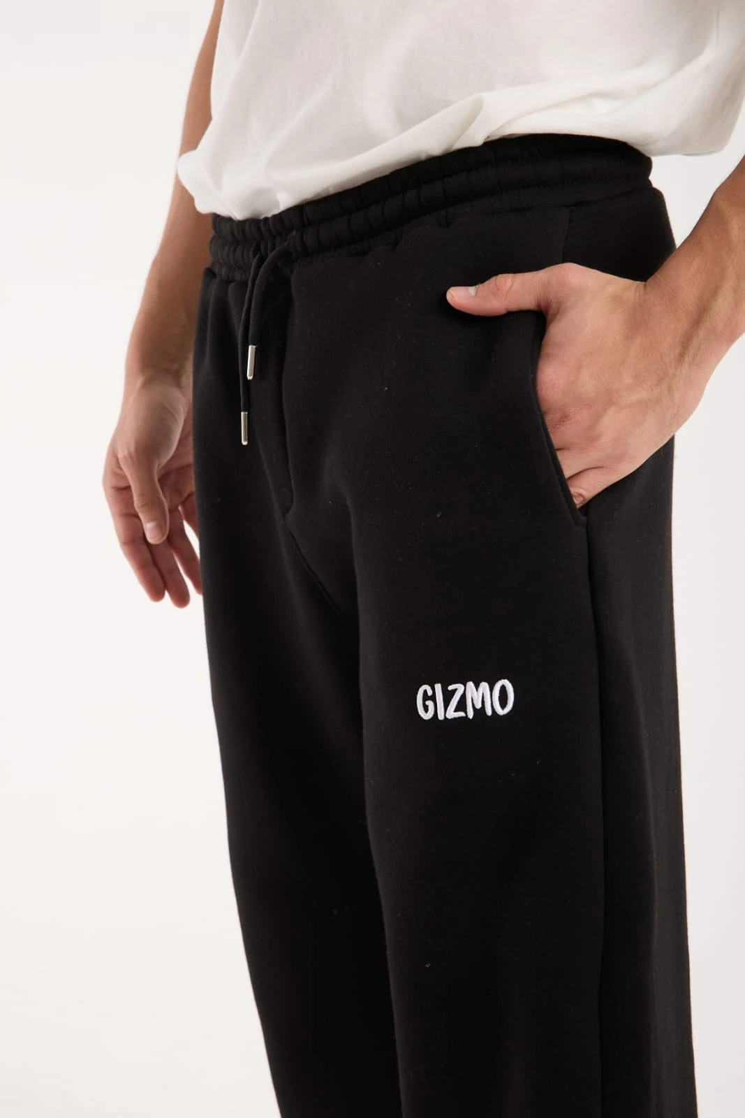 GİZMO KIŞLIK SİYAH PREMİUM NAKIŞ DETAYLI ÜÇ İPLİK İÇ YÜZEYİ ŞARDONLU EŞOFMAN ALTI 