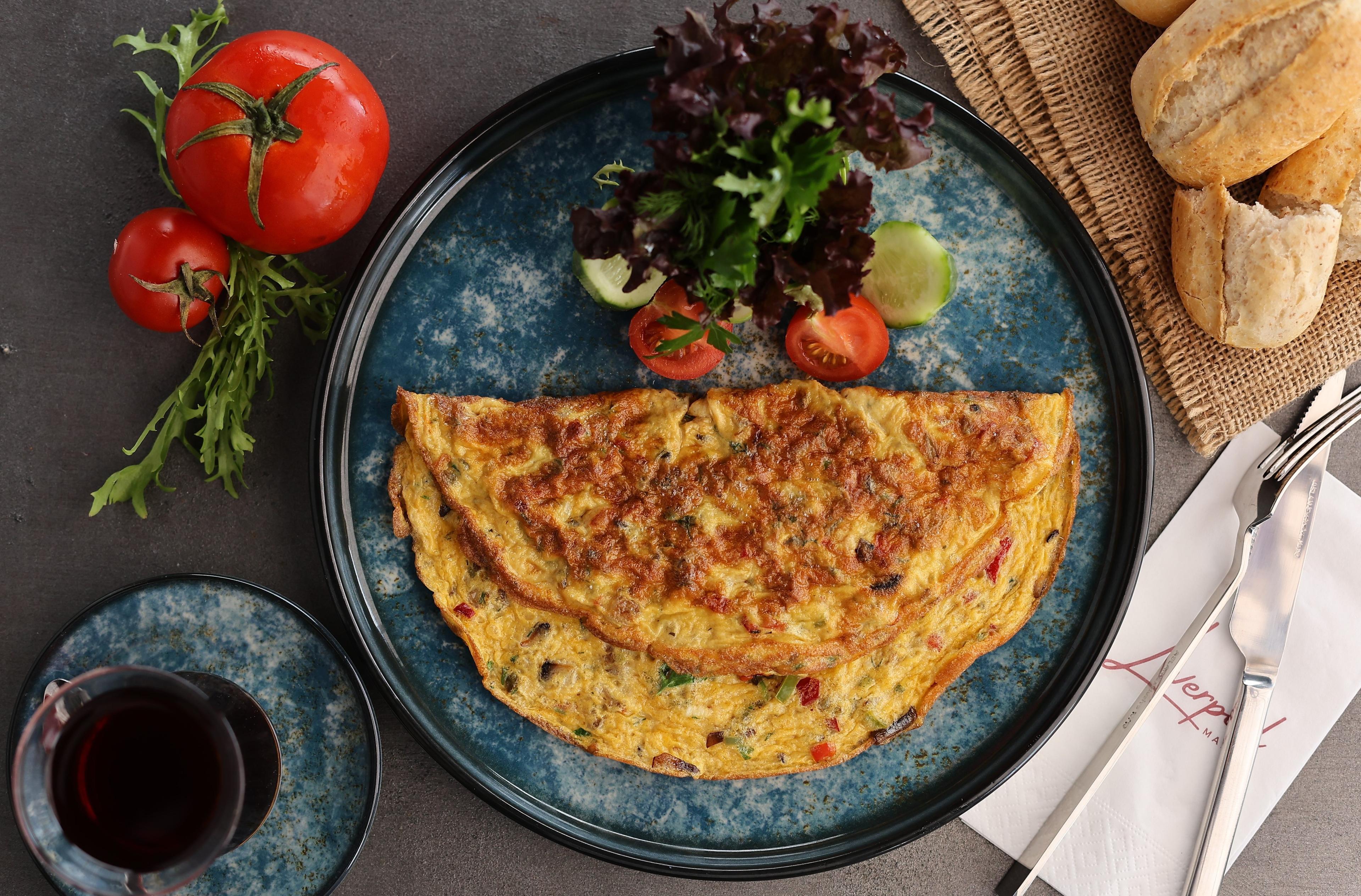 SEBZELİ OMLET