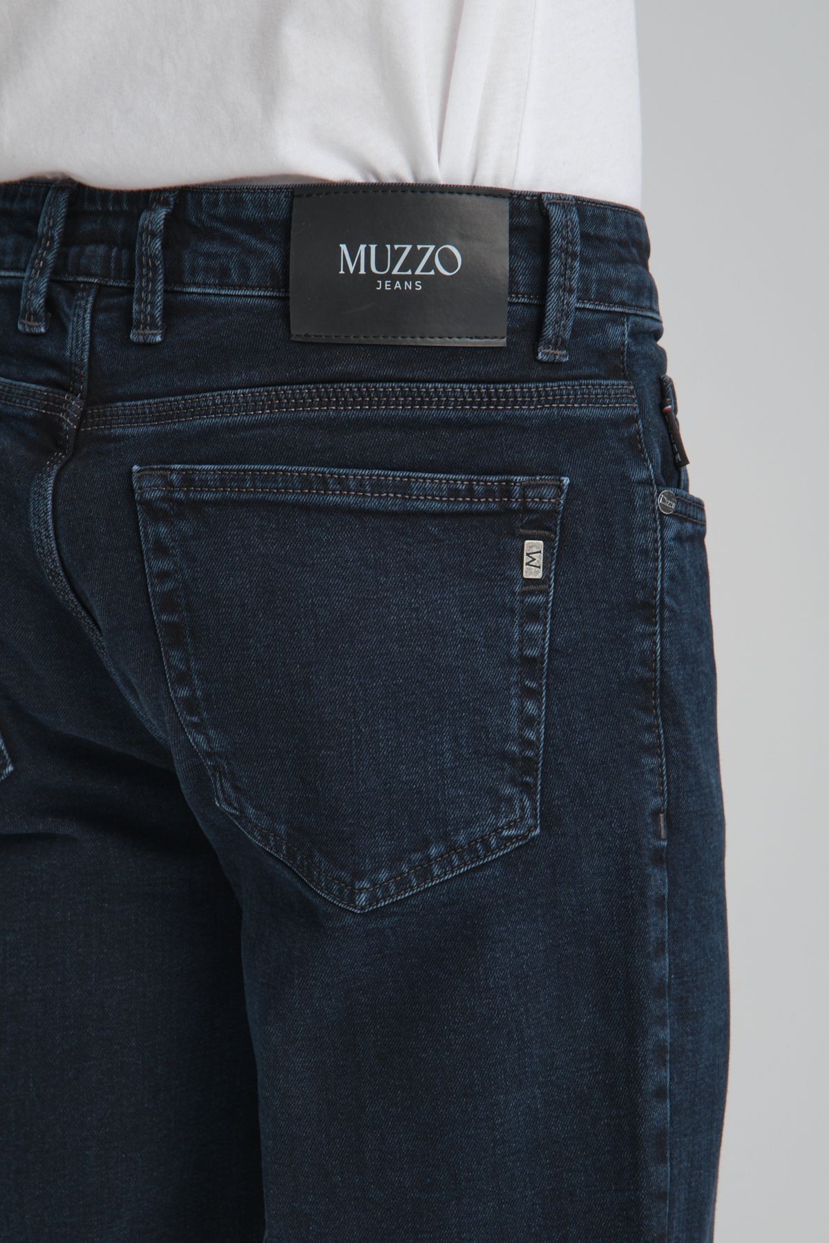 Regular Fit Geniş Kalıp Kot Pantolon