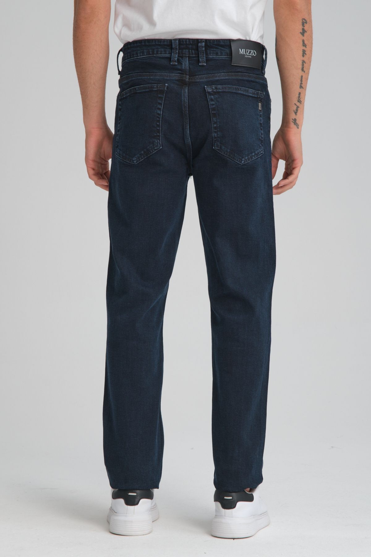 Regular Fit Geniş Kalıp Kot Pantolon