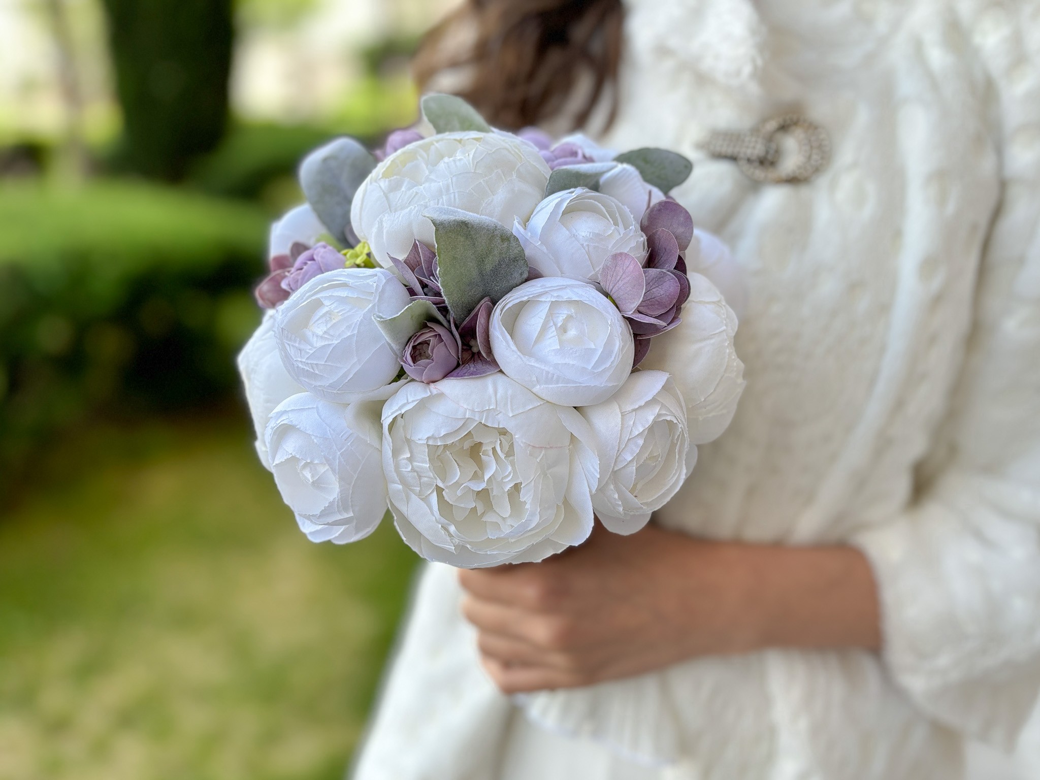 Gelin Buketi Nişan Çiçeği Mor Beyaz Renk Nikah El Çiçeği, Solmayan Şakayık Yapay Çiçek Buketi