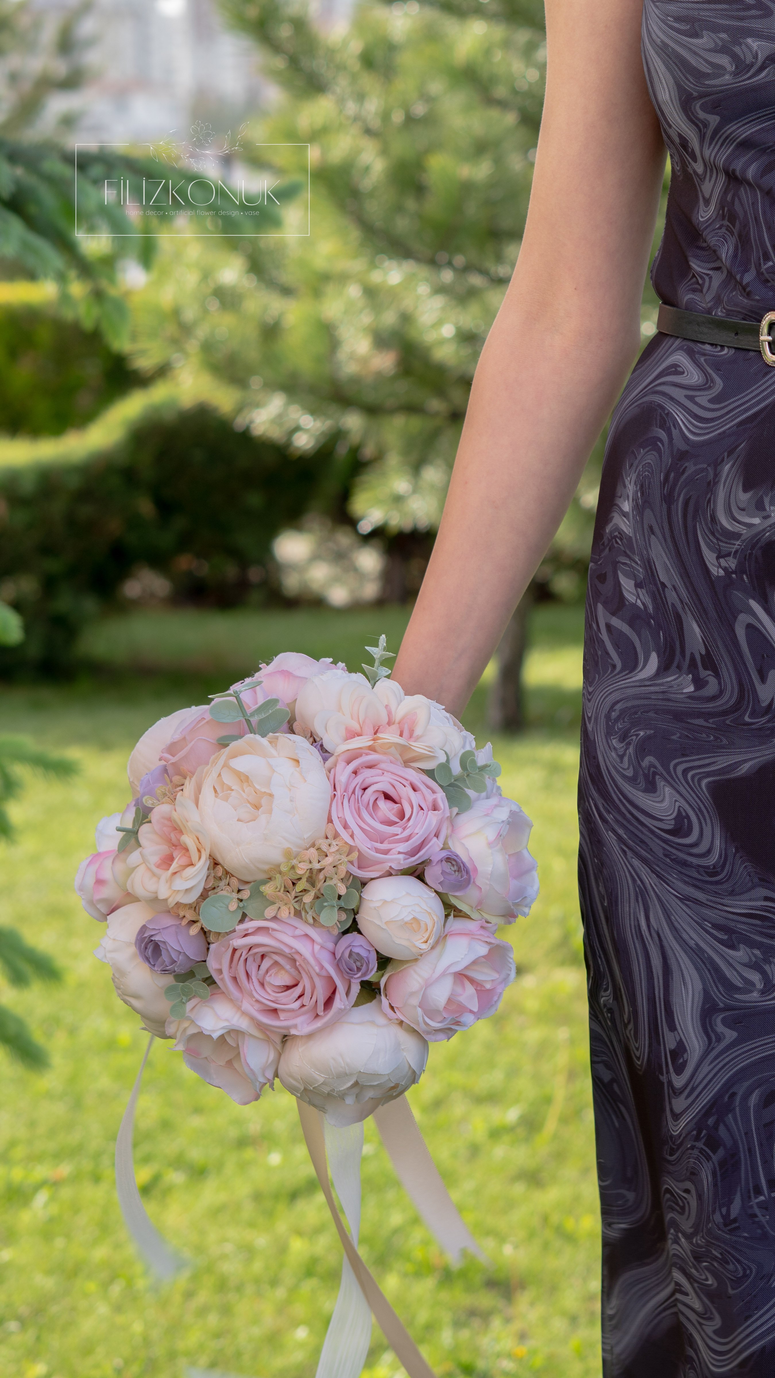 Gelin Buketi Nişan Nikah El Çiçeği Soft Renkler ile Yapay Çiçek Yaka Çiçeği