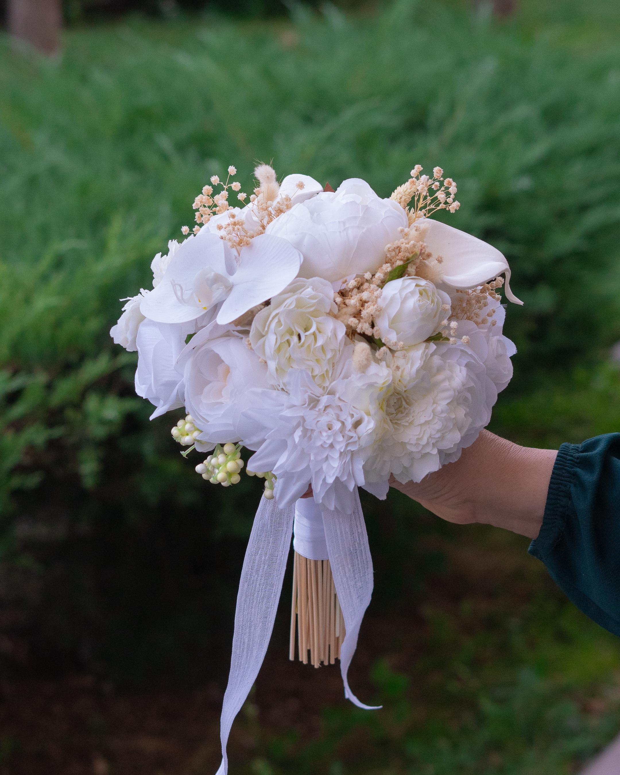 Yıldız Gelin Buketi Beyaz Renk Nişan Çiçeği Nikah El Çiçeği, Solmayan Yapay Çiçek