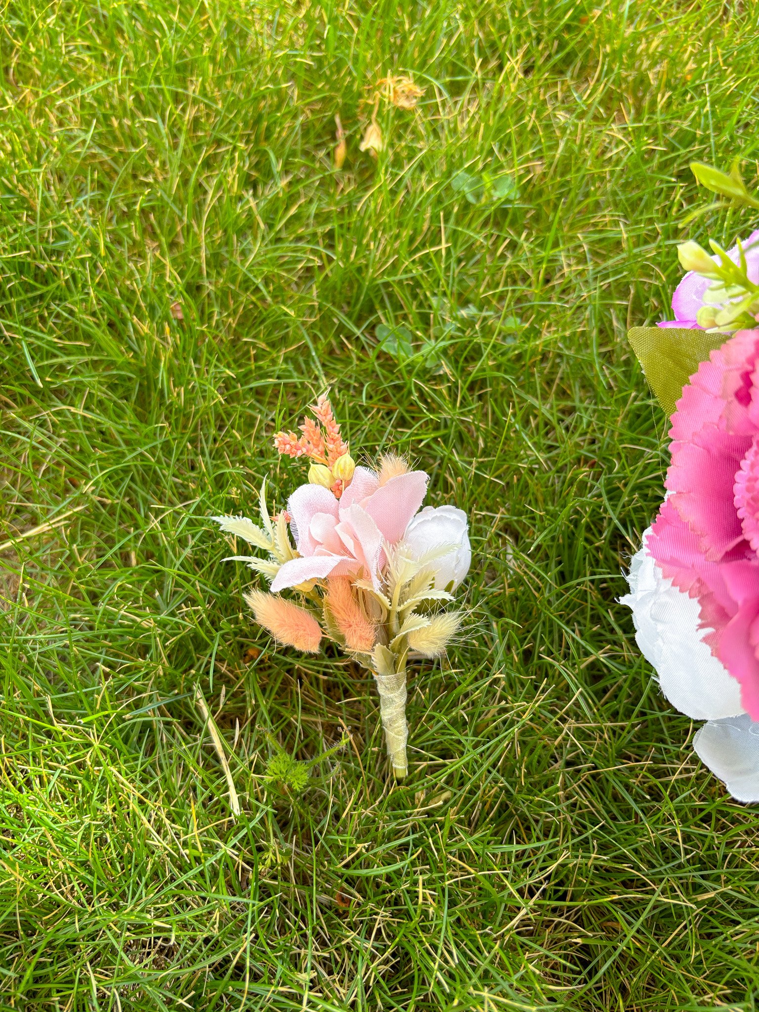 Gelin Buketi Nişan Çiçeği Mor Pembe Beyaz Renk Orkideli Nikah El Çiçeği, Solmayan Yapay Çiçek