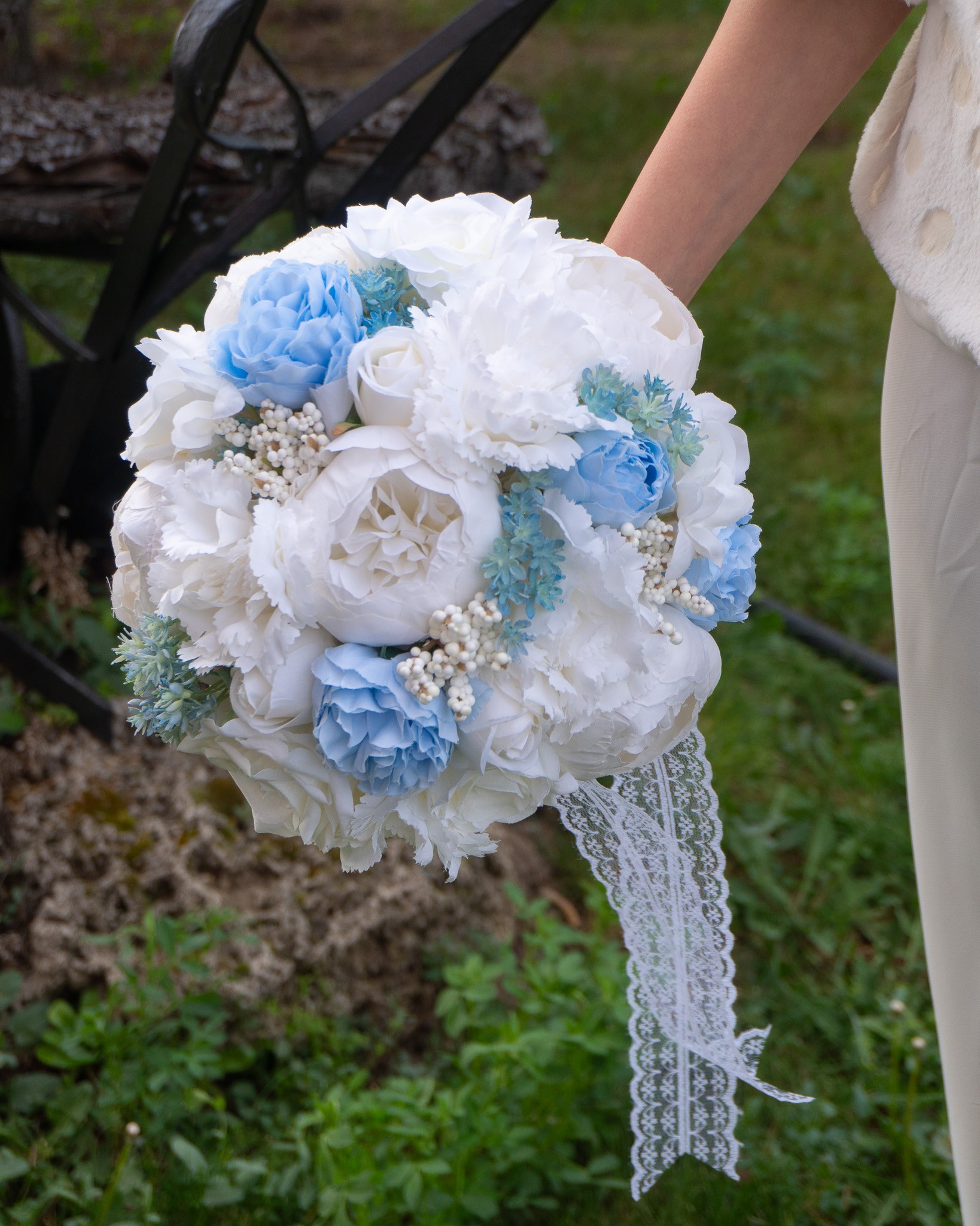 Gelin Buketi Nişan Nikah El Çiçeği - Mavi Beyaz Sade Yapay Çiçekler ile Hazırlandı