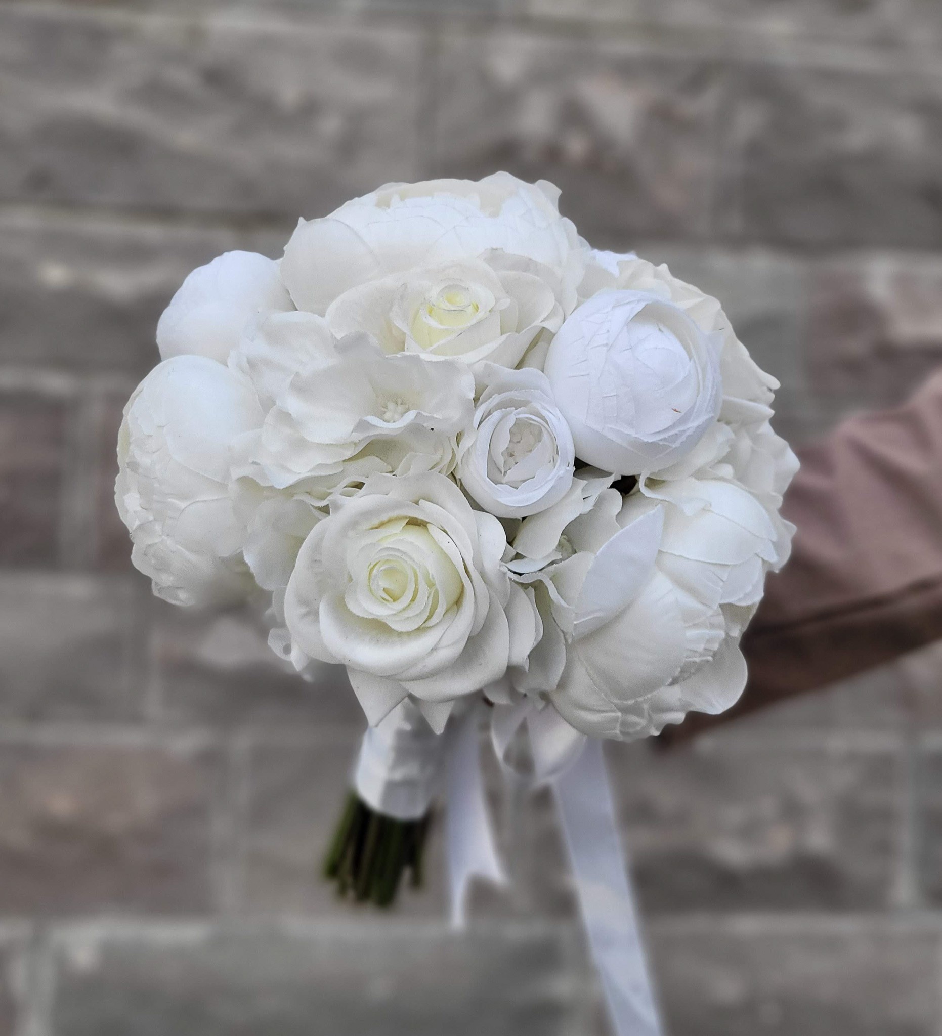 Gelin Buketi Nişan, Nikah Çiçeği, Beyaz Şakayık Yapay Çiçek, Islak Dokulu Gül