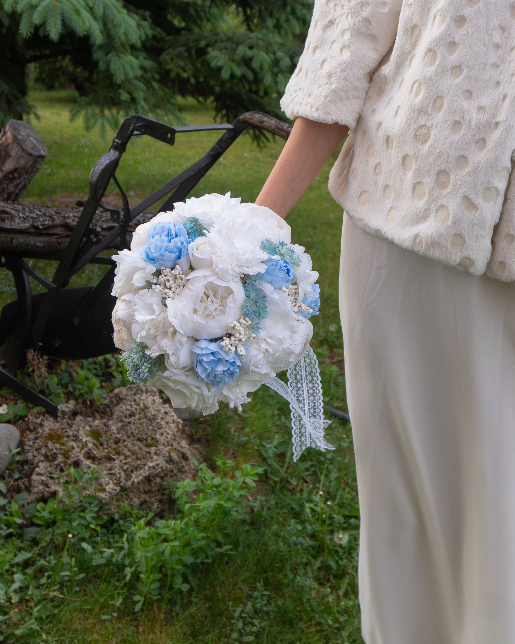 Gelin Buketi Nişan Nikah El Çiçeği - Mavi Beyaz Sade Yapay Çiçekler ile Hazırlandı
