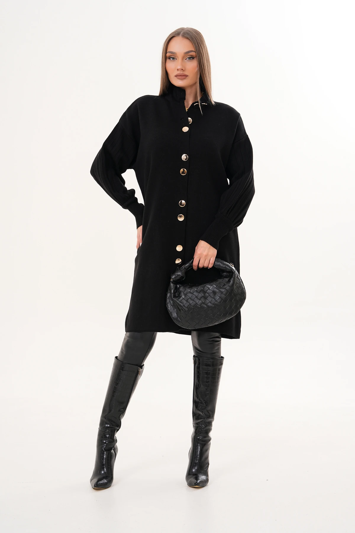 Önü Düğmeli Uzun Triko Hırka