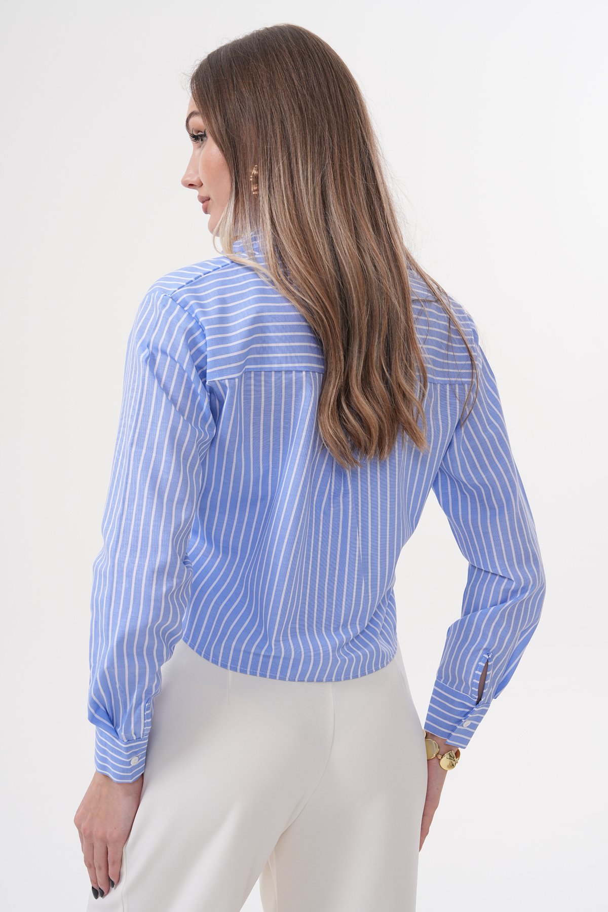 Fiyonk Nakışlı Çizgili Crop Gömlek