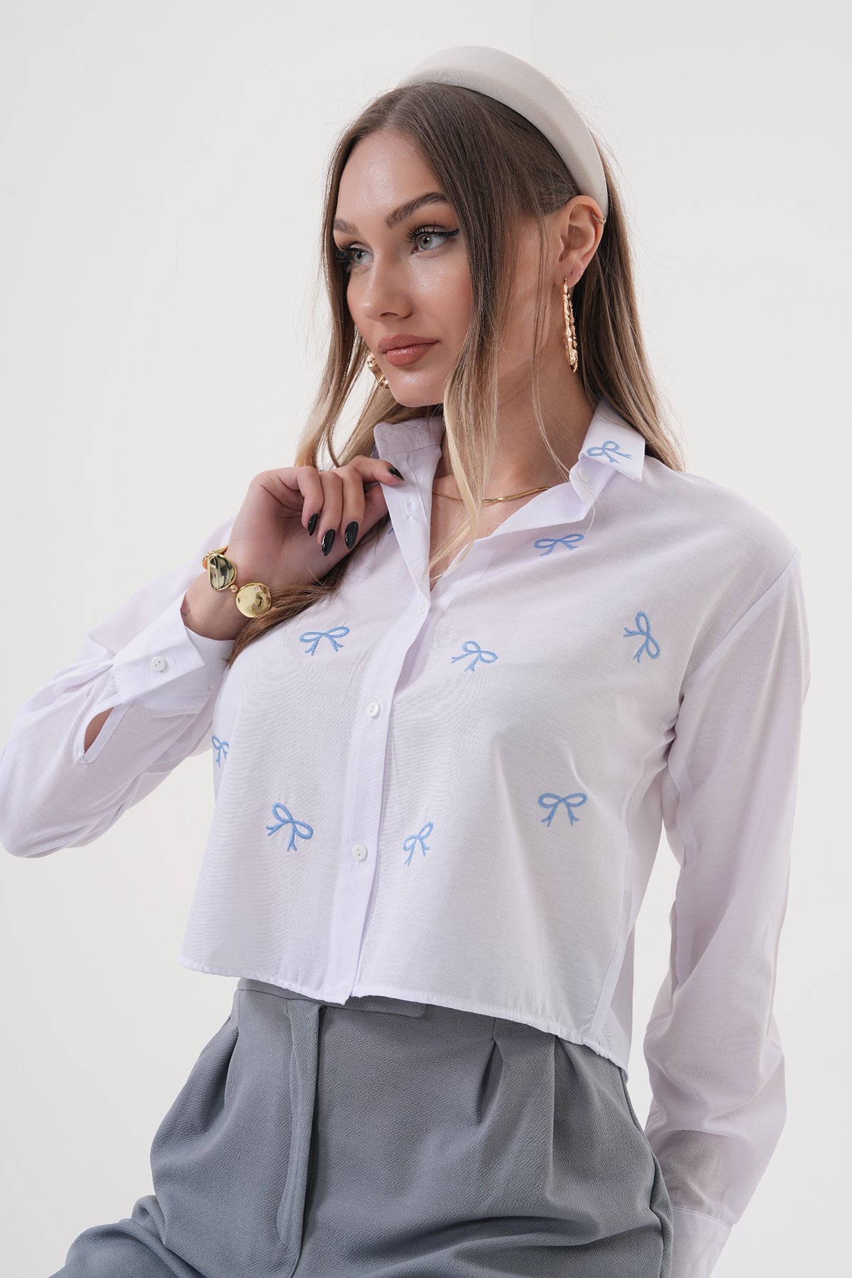 Fiyonk Nakışlı Düz Crop Gömlek - Toptan