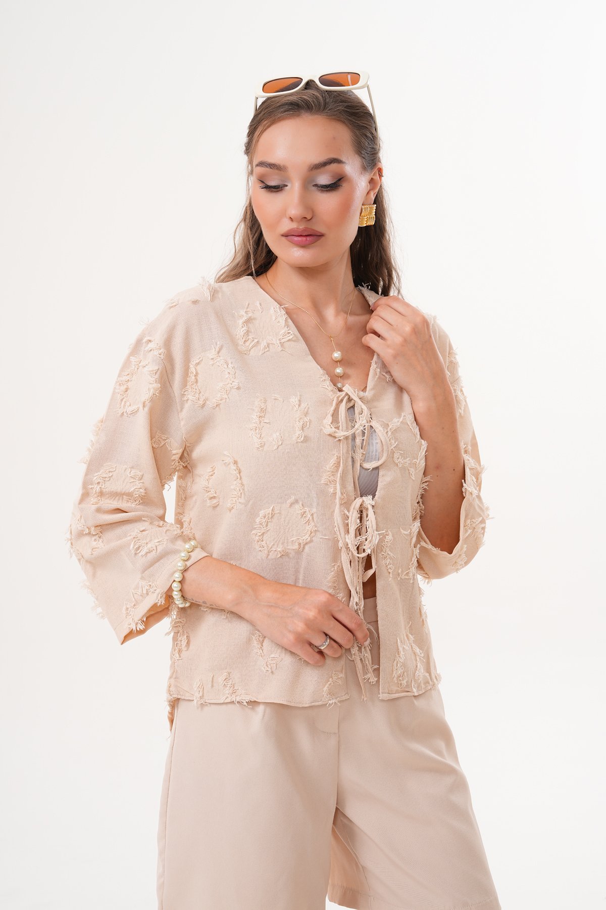 Önü Bağcıklı Jakarlı Keten Kimono Gömlek - Bej