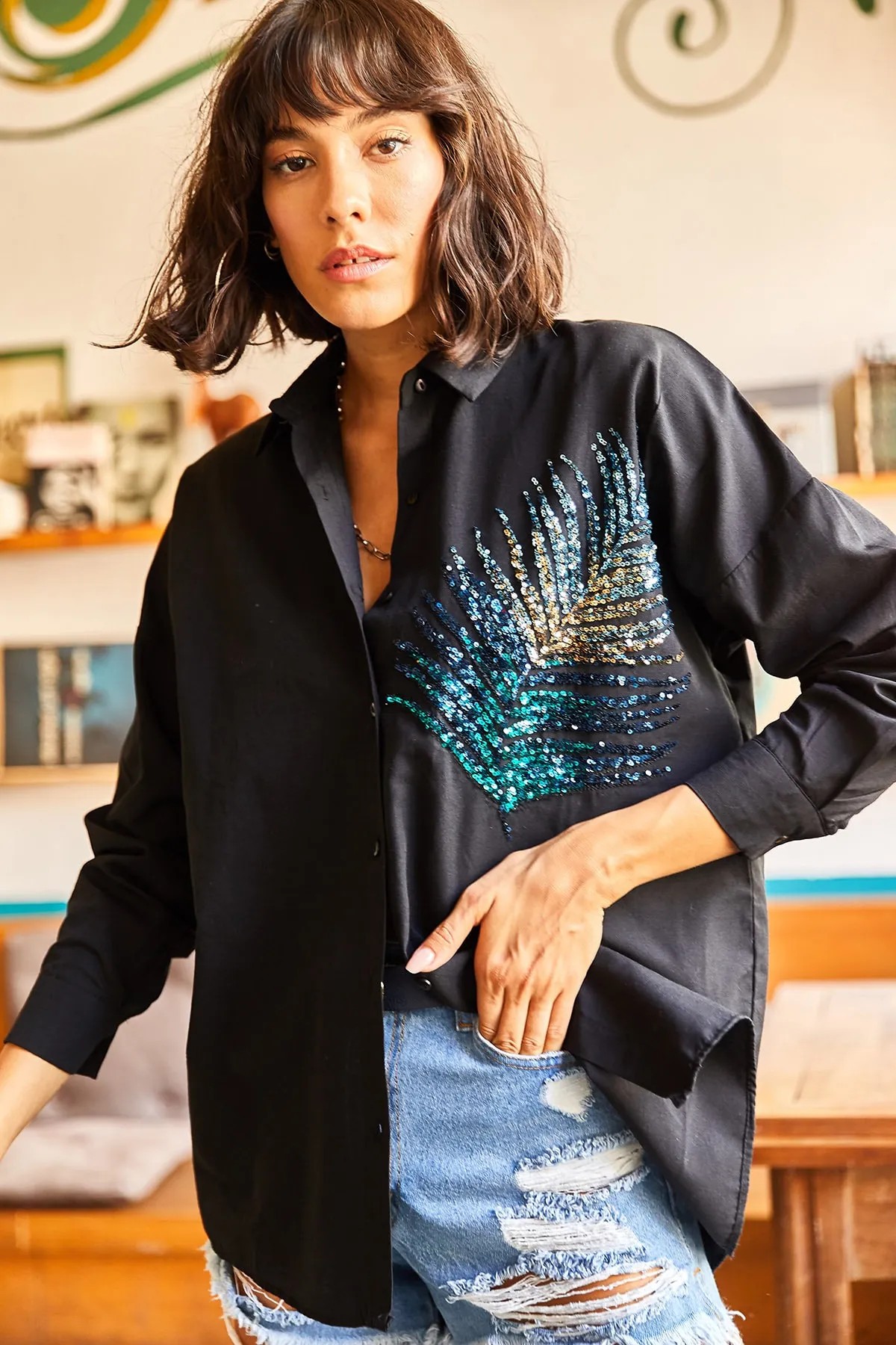 Palmiye Pul Detaylı Oversize Dokuma Poplin Gömlek - Toptan - Siyah