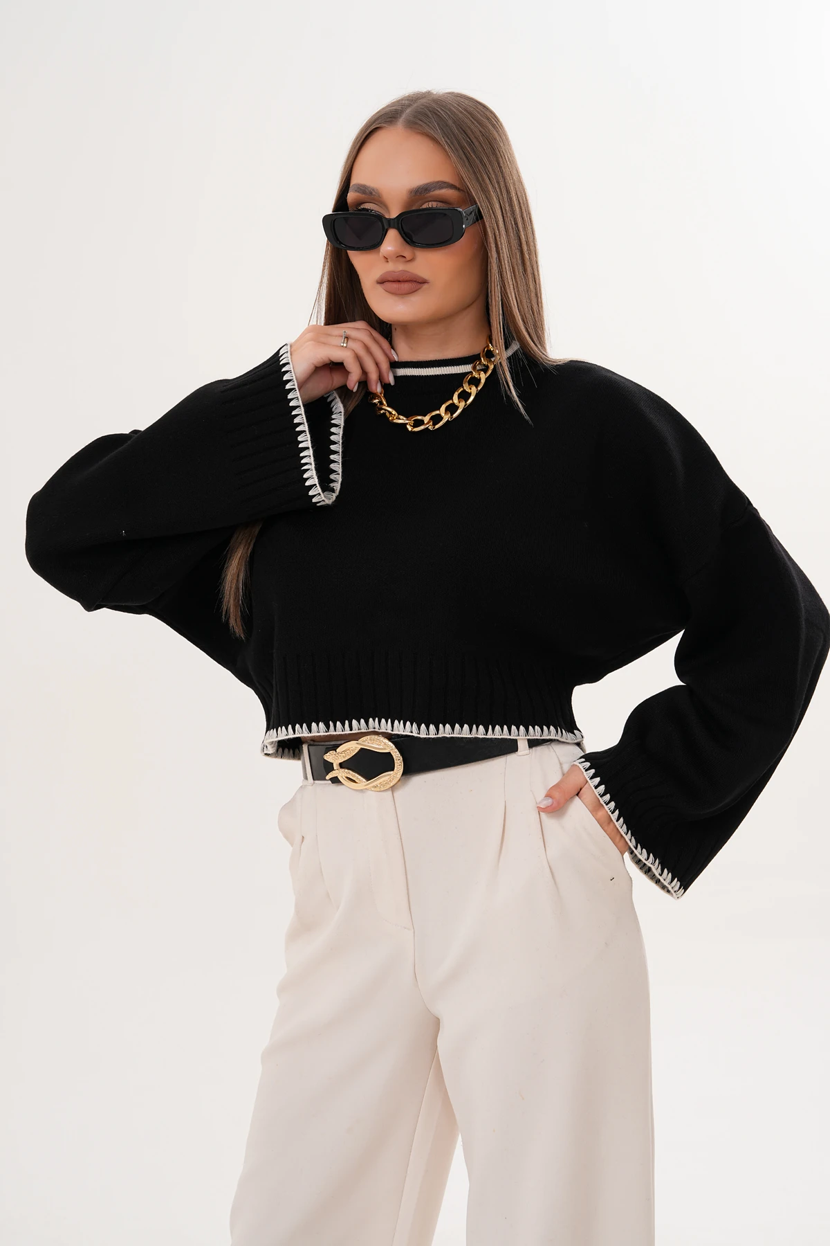 Çoban İşleme Detaylı Crop Triko Kazak