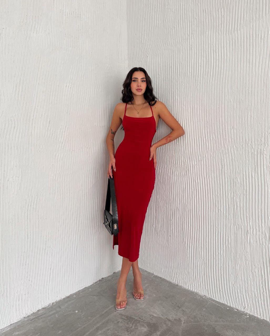 BACK DETAIL DRESS