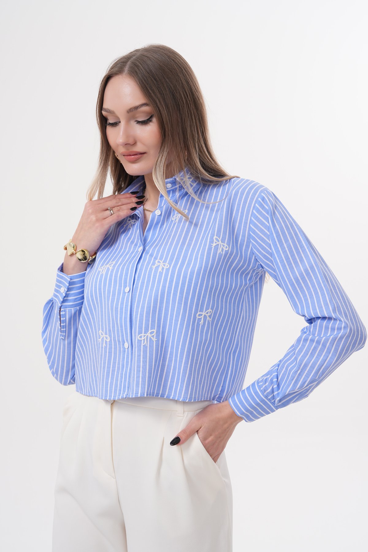 Fiyonk Nakışlı Çizgili Crop Gömlek - Toptan
