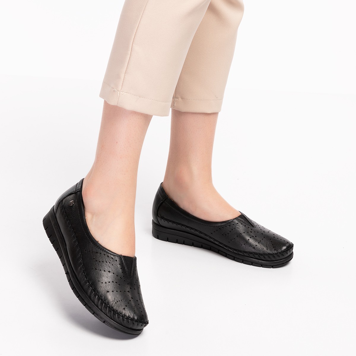Kadın Ortopedik Deri Ayakkabı Siyah