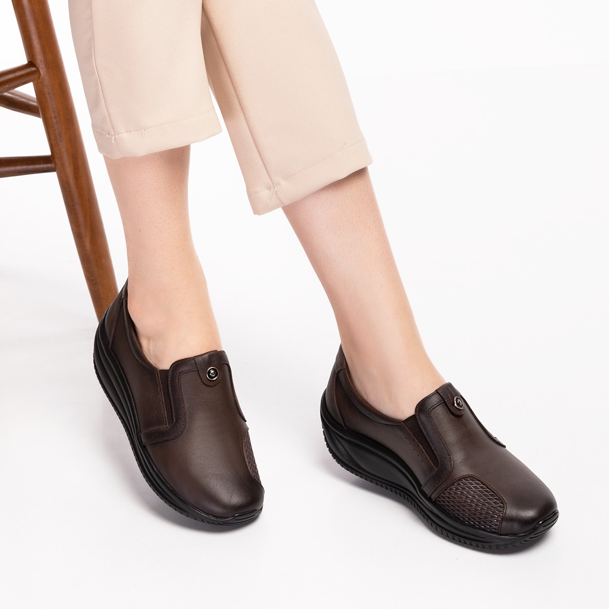 Kadın Ortopedik Deri Ayakkabı Kahverengi