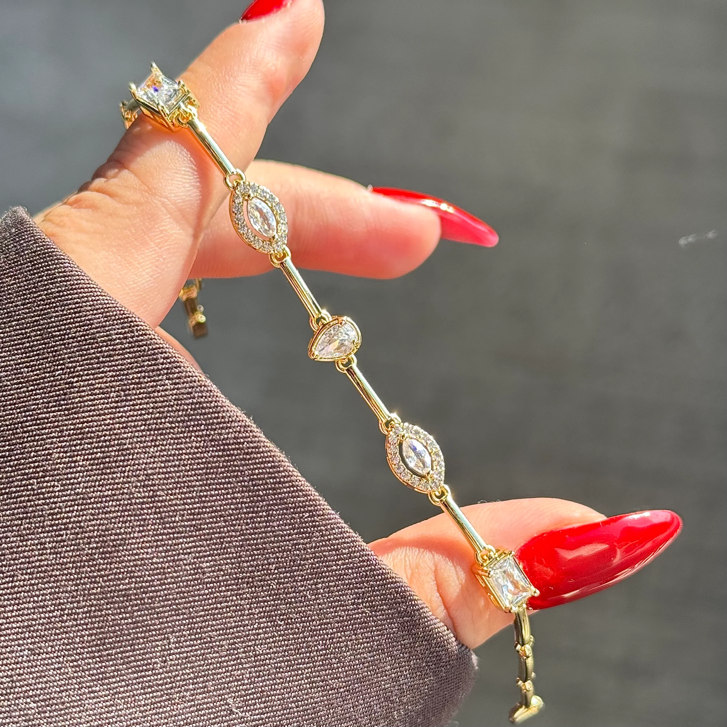 Özel seri mix damla taş bileklik