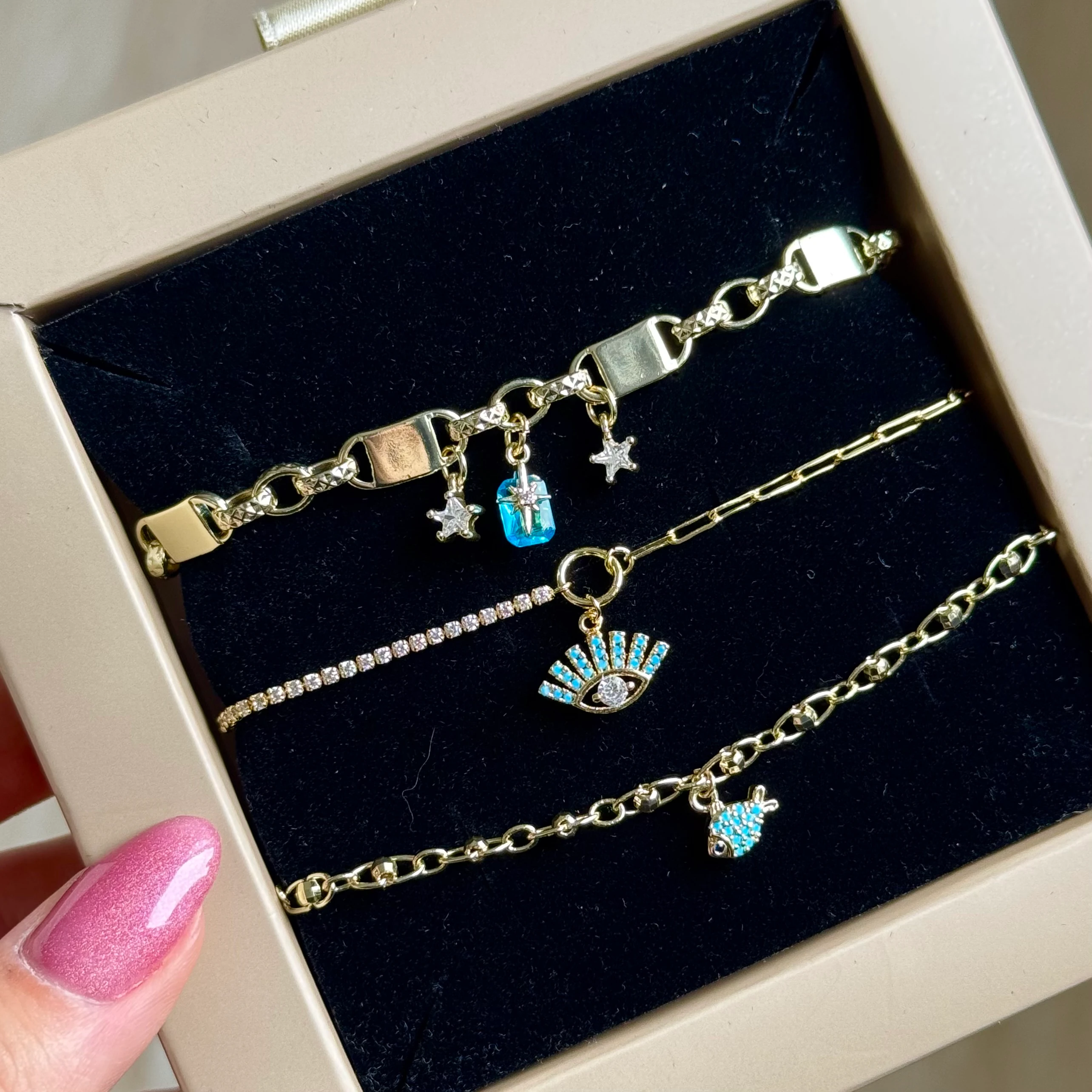 Özel seri minimal charm bileklikler