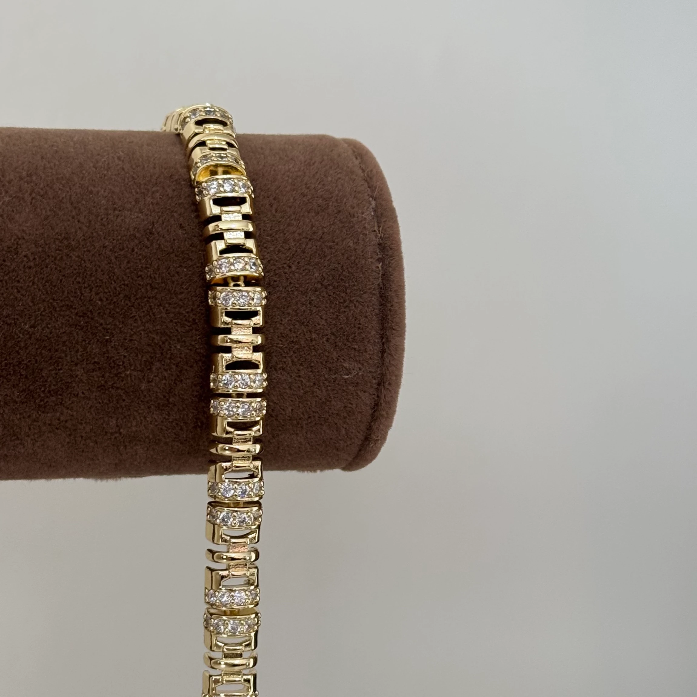 Özel seri cleo bileklik