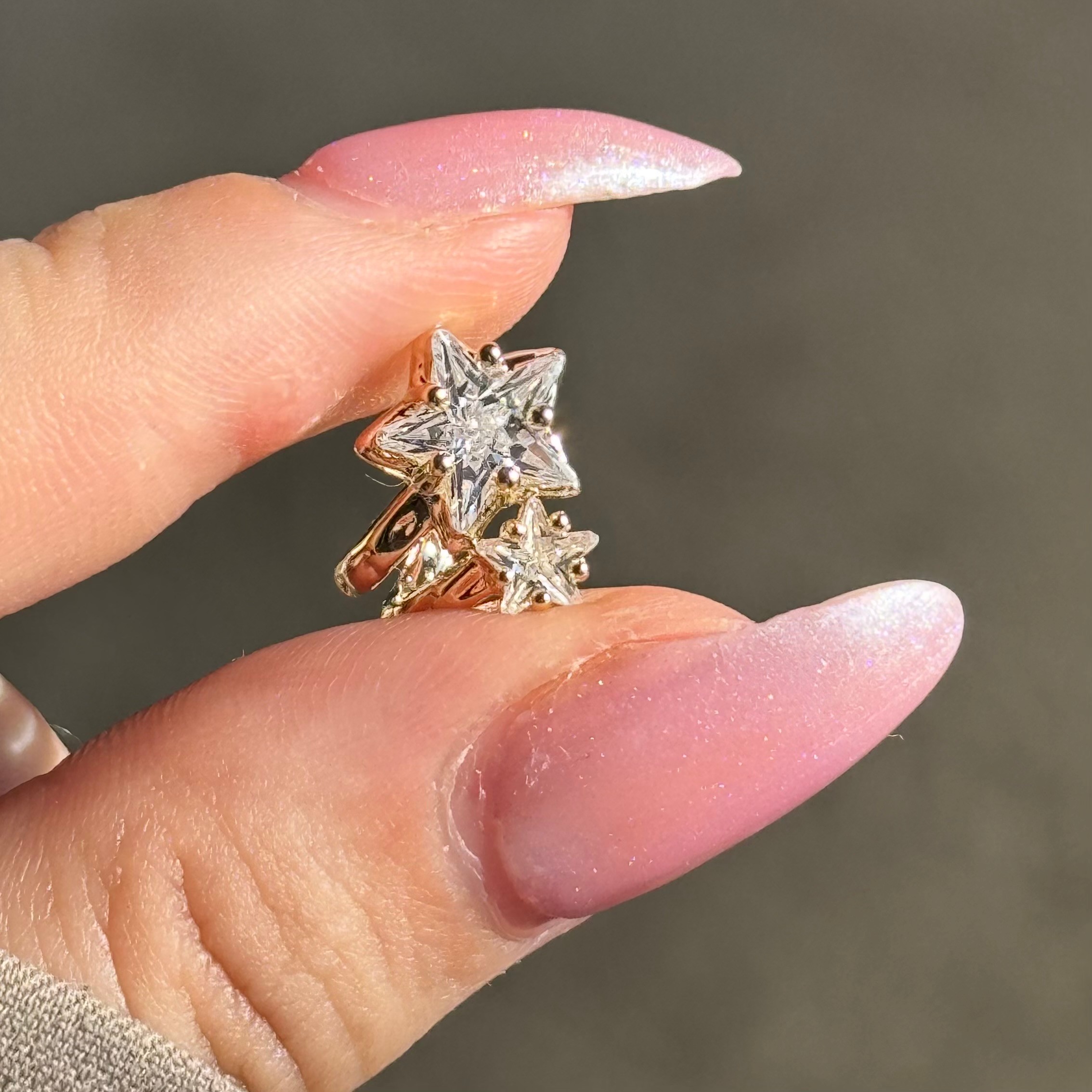 altının kaplama kristal taşlı yıldız earcuff