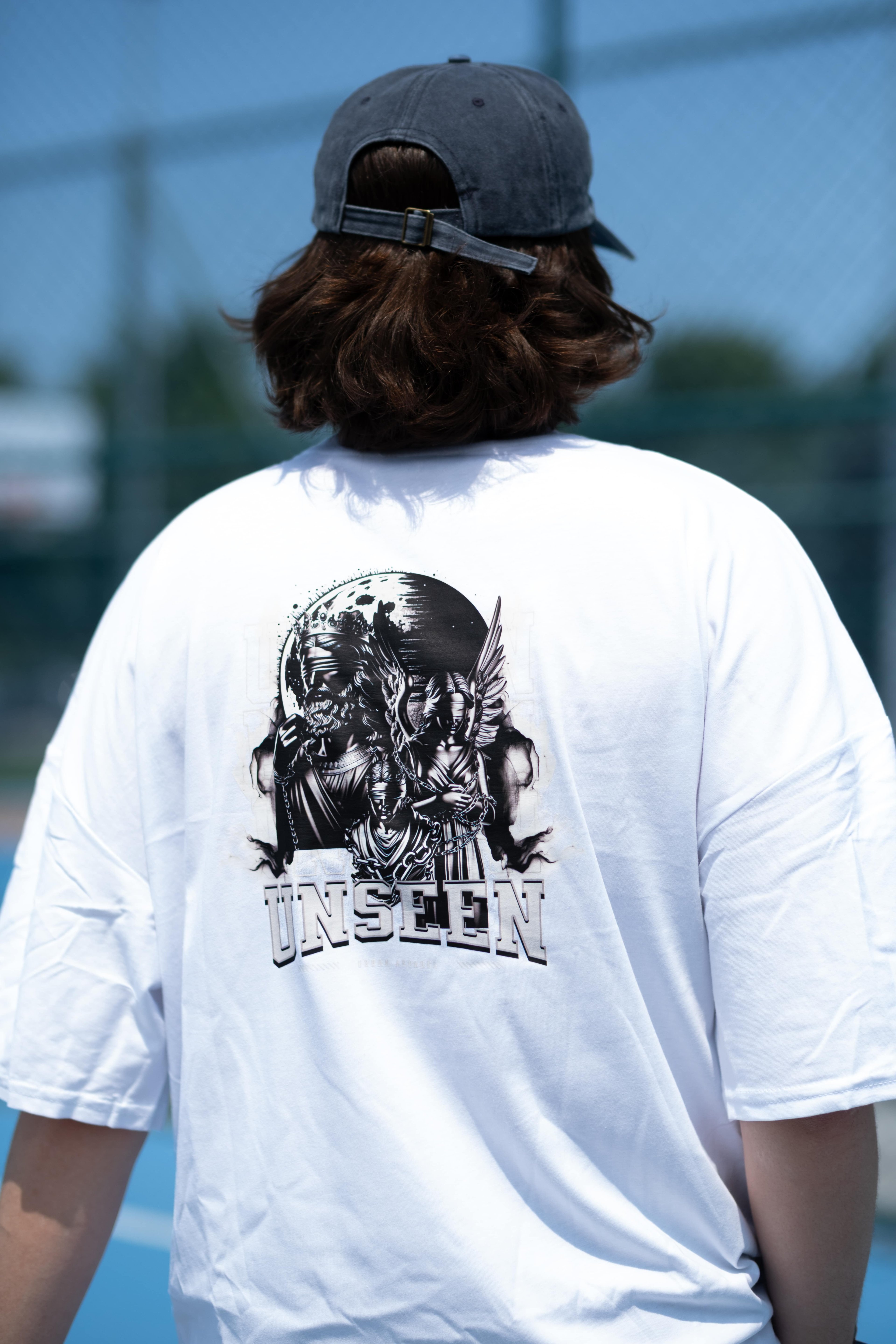 Unseen - Oversize T-Shirt