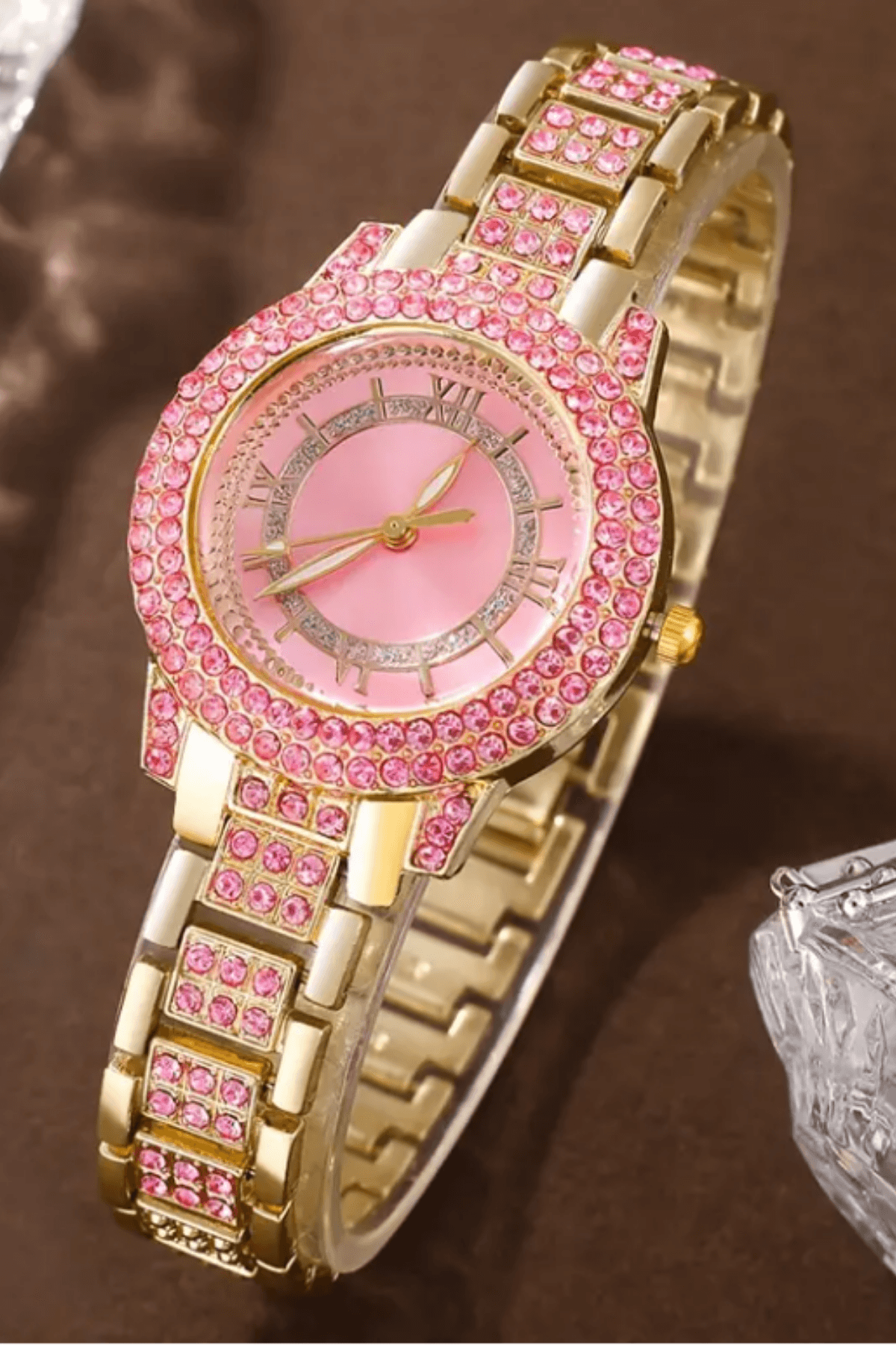 Pembe ve Gold Renkli Kadın Kol Saati, Kolye, Bileklik, Yüzük, Küpe Takı Seti