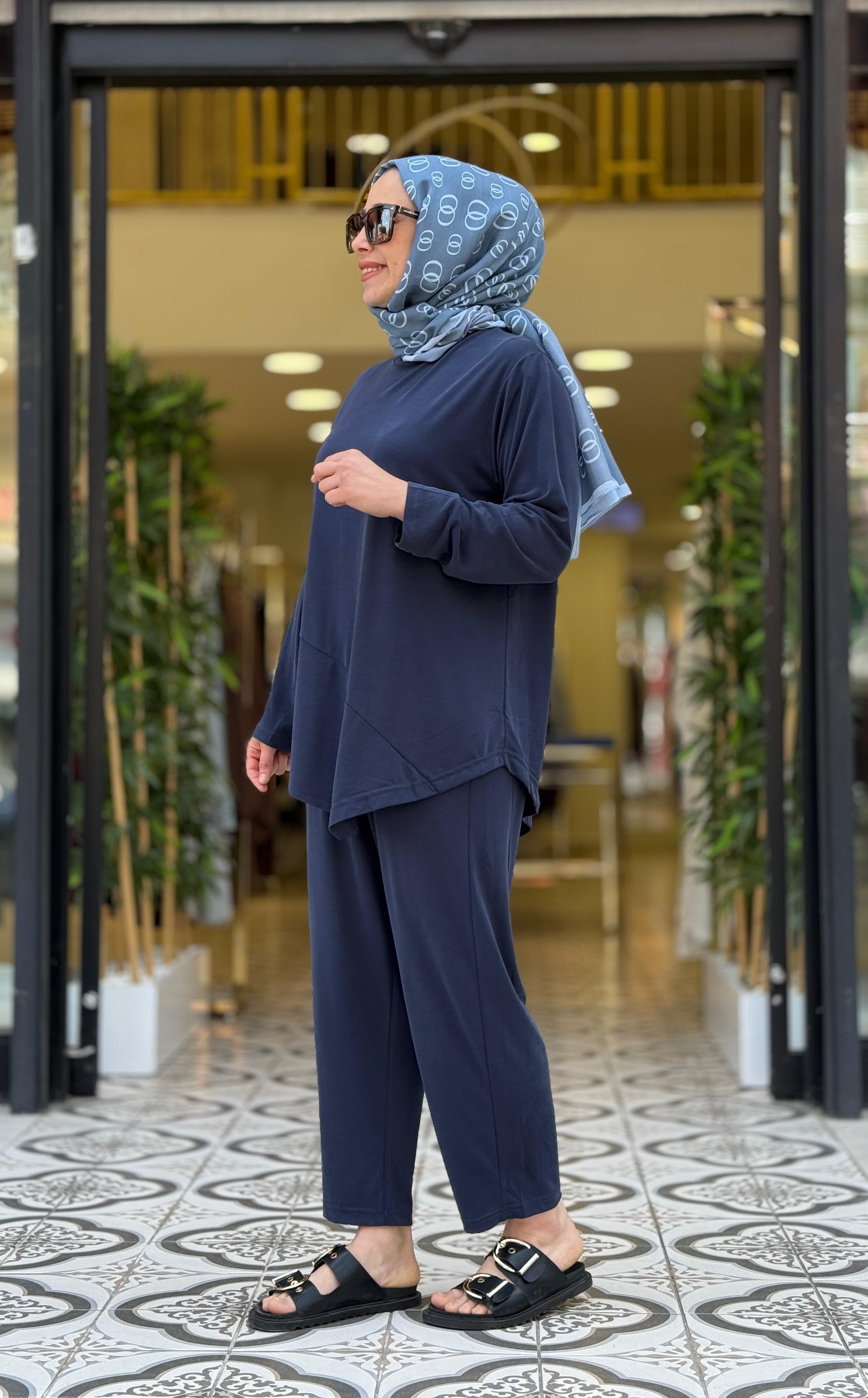 CEYLAN ORHANLI SAGİ TAKIM - LACİVERT
