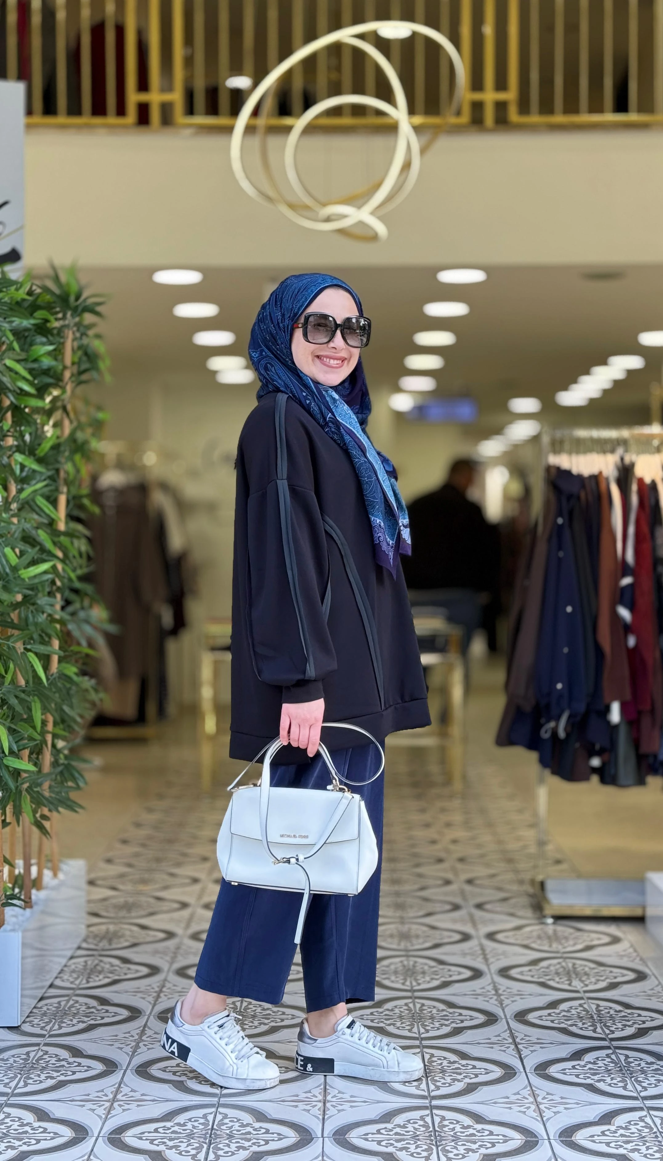 PELİT SWEATSHİRT - SİYAH