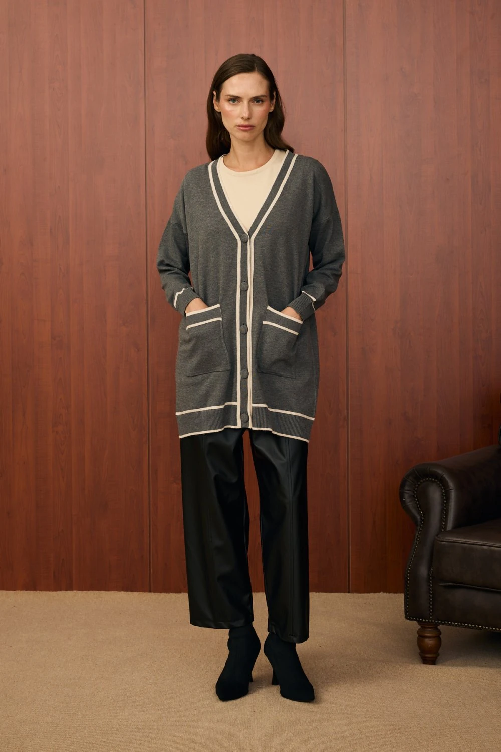 MERWİSH KOLEJ HIRKA - ANTRASİT