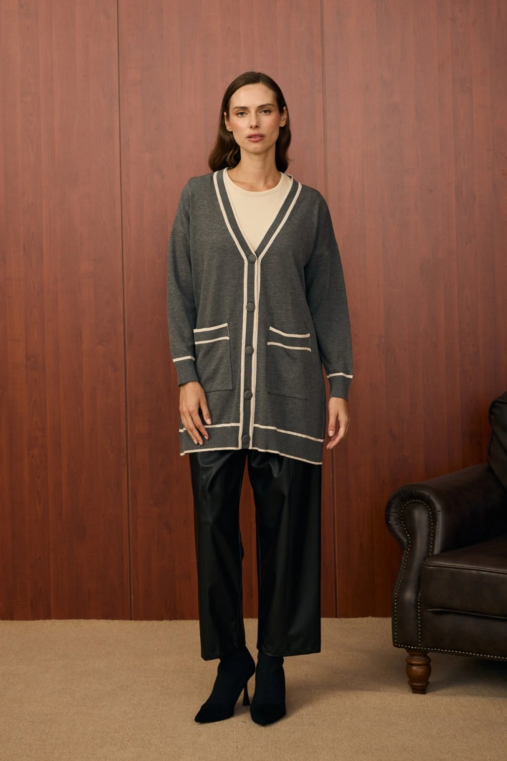 MERWİSH KOLEJ HIRKA - ANTRASİT