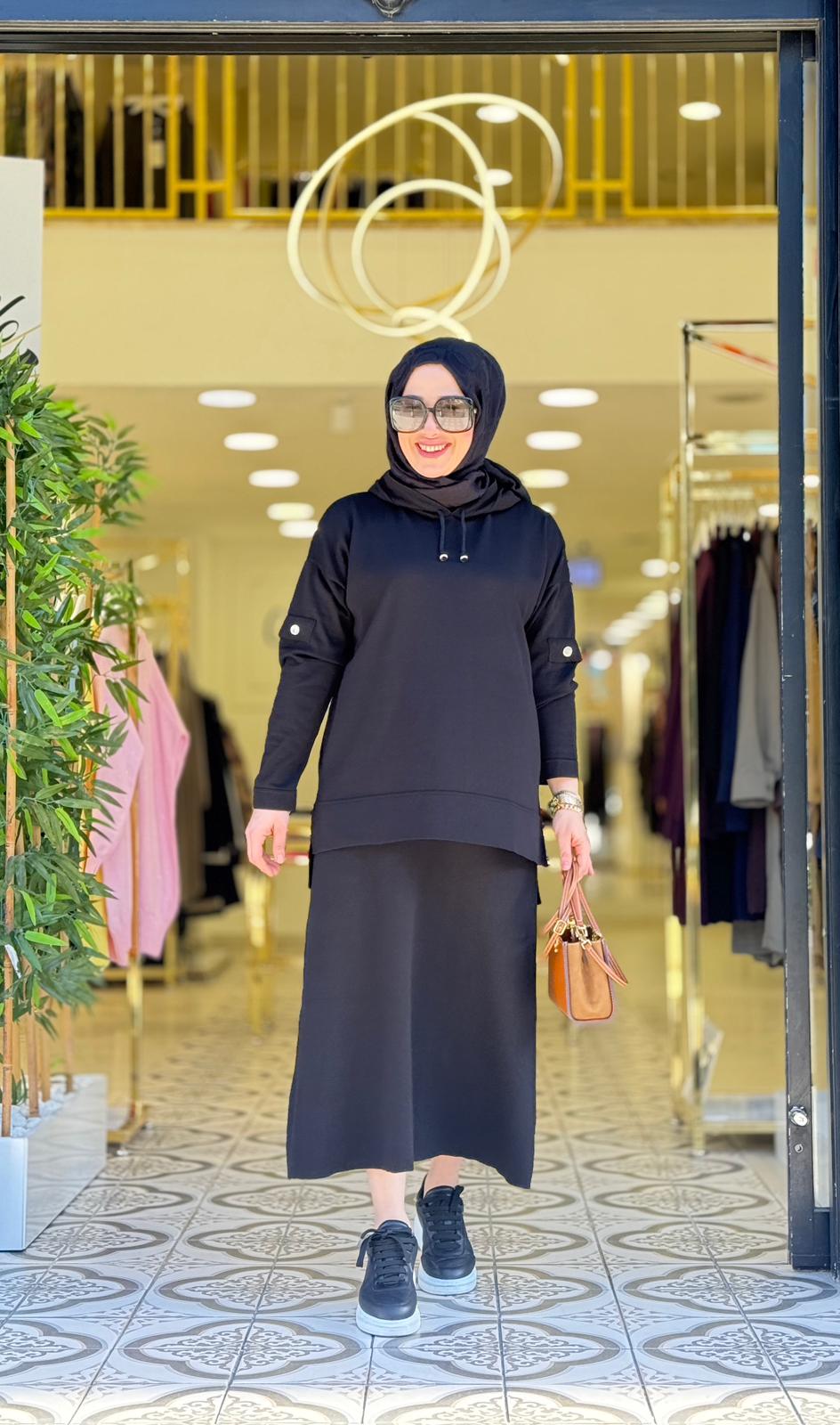 RİVA ETEKLİ TAKIM - SİYAH