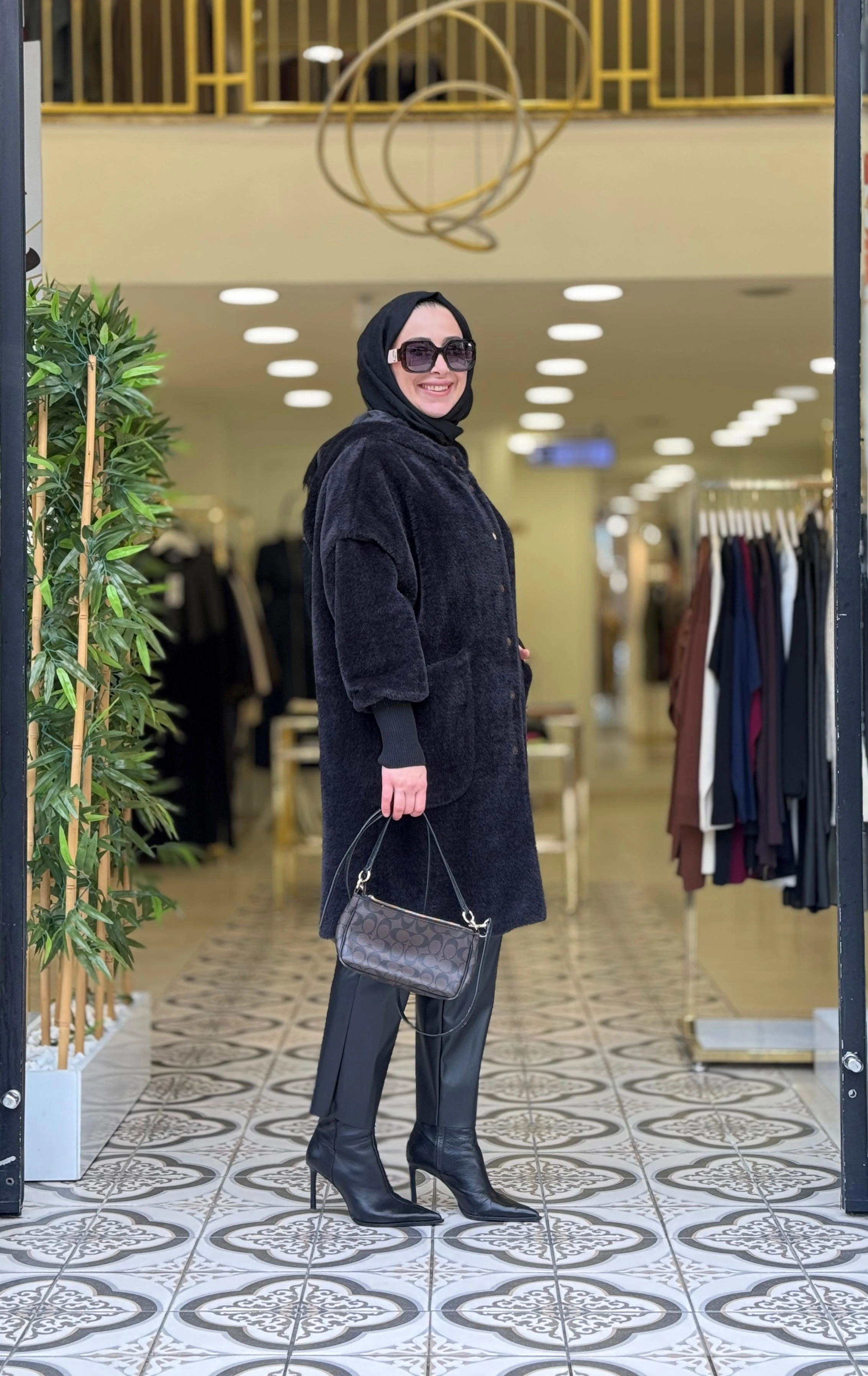 ESNA ANGORA KABAN - SİYAH